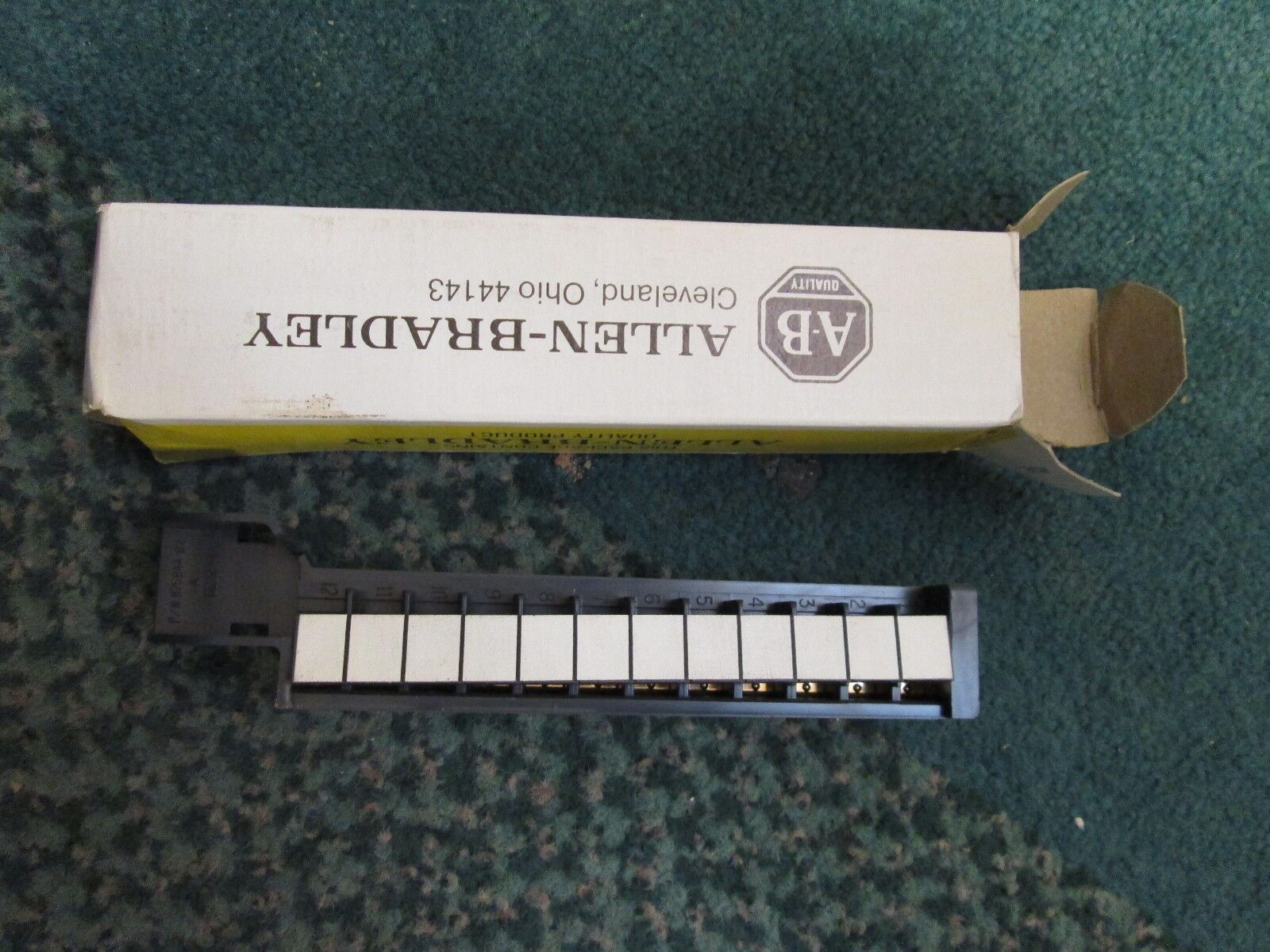 Allen-Bradley Swing Arm 1771-WB