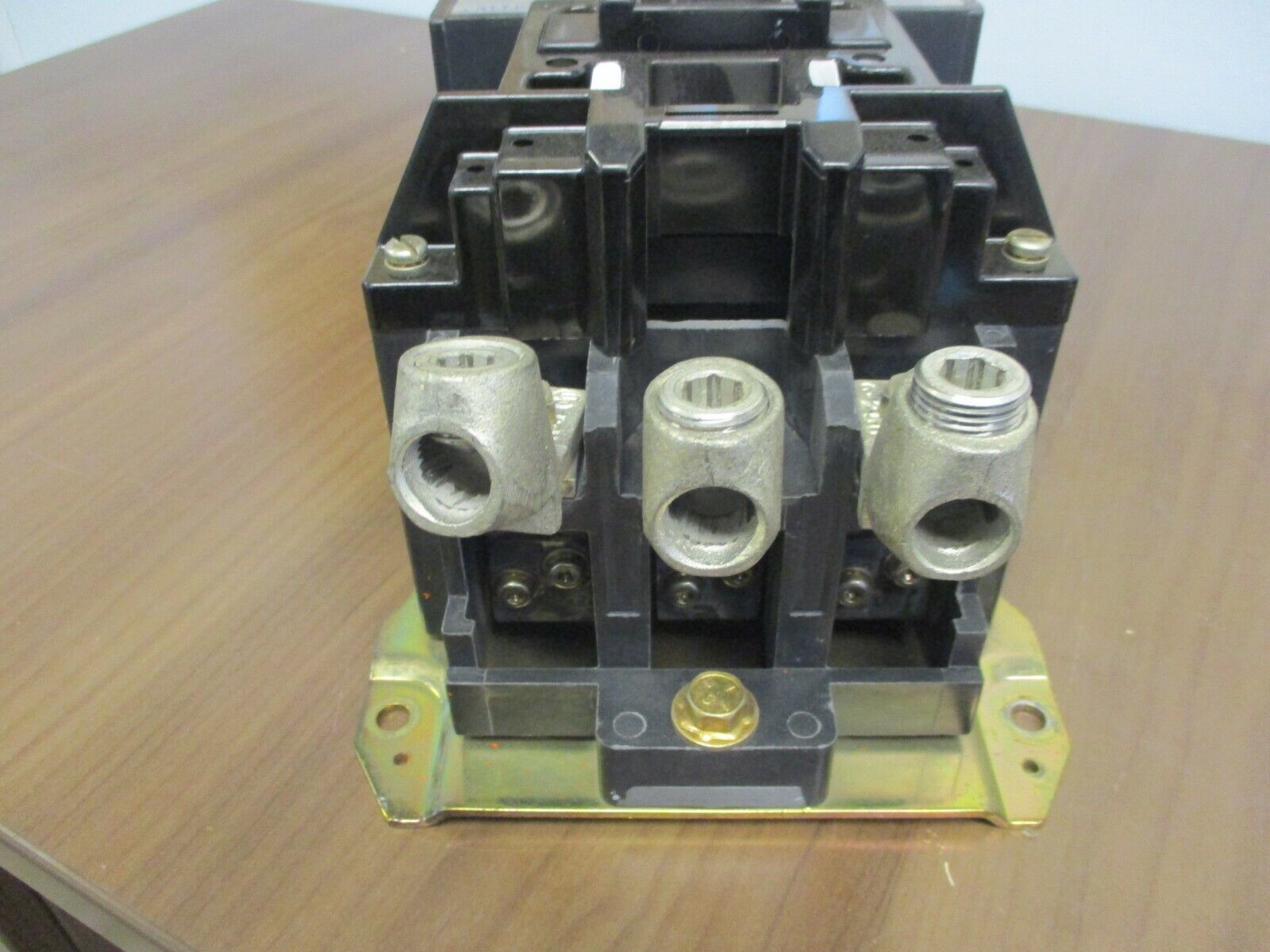 Allen-Bradley Contactor 500FL-EOD93 115-120V 200A 600V Used