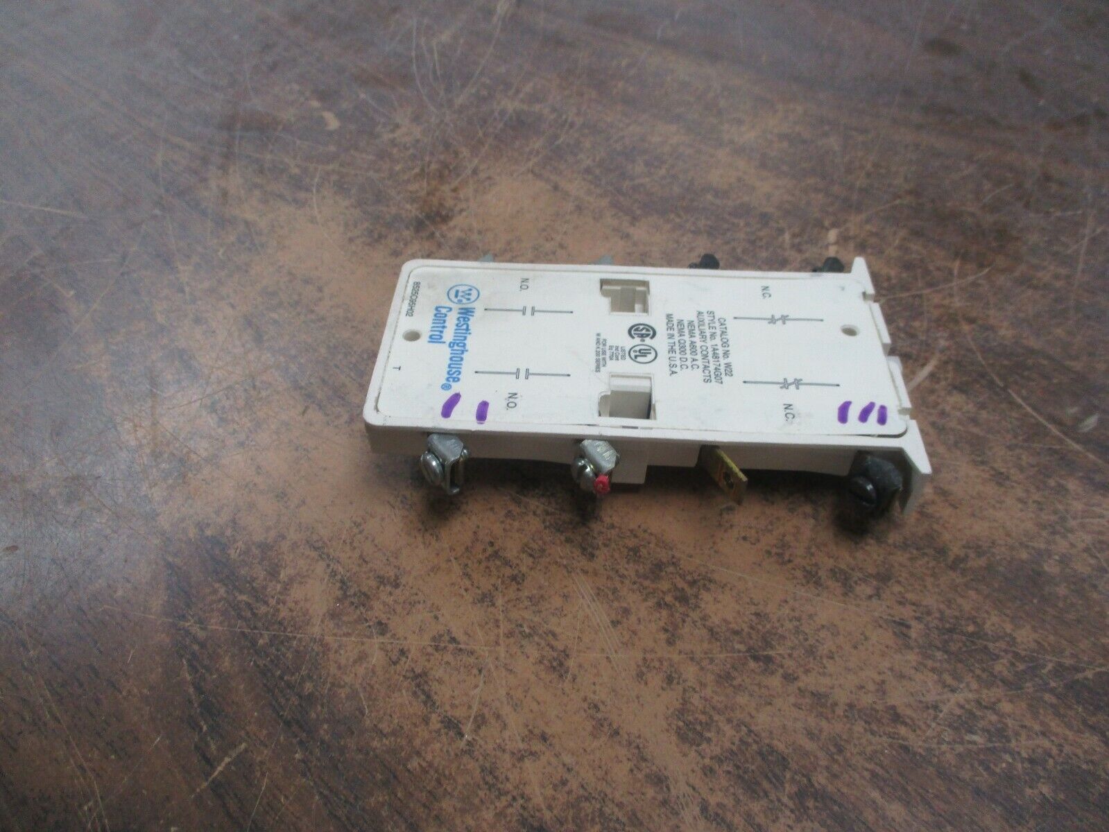 Westinghouse Aux Contact Kit W22 2NO & 2NC *Missing (1) Terminal Screw* Used