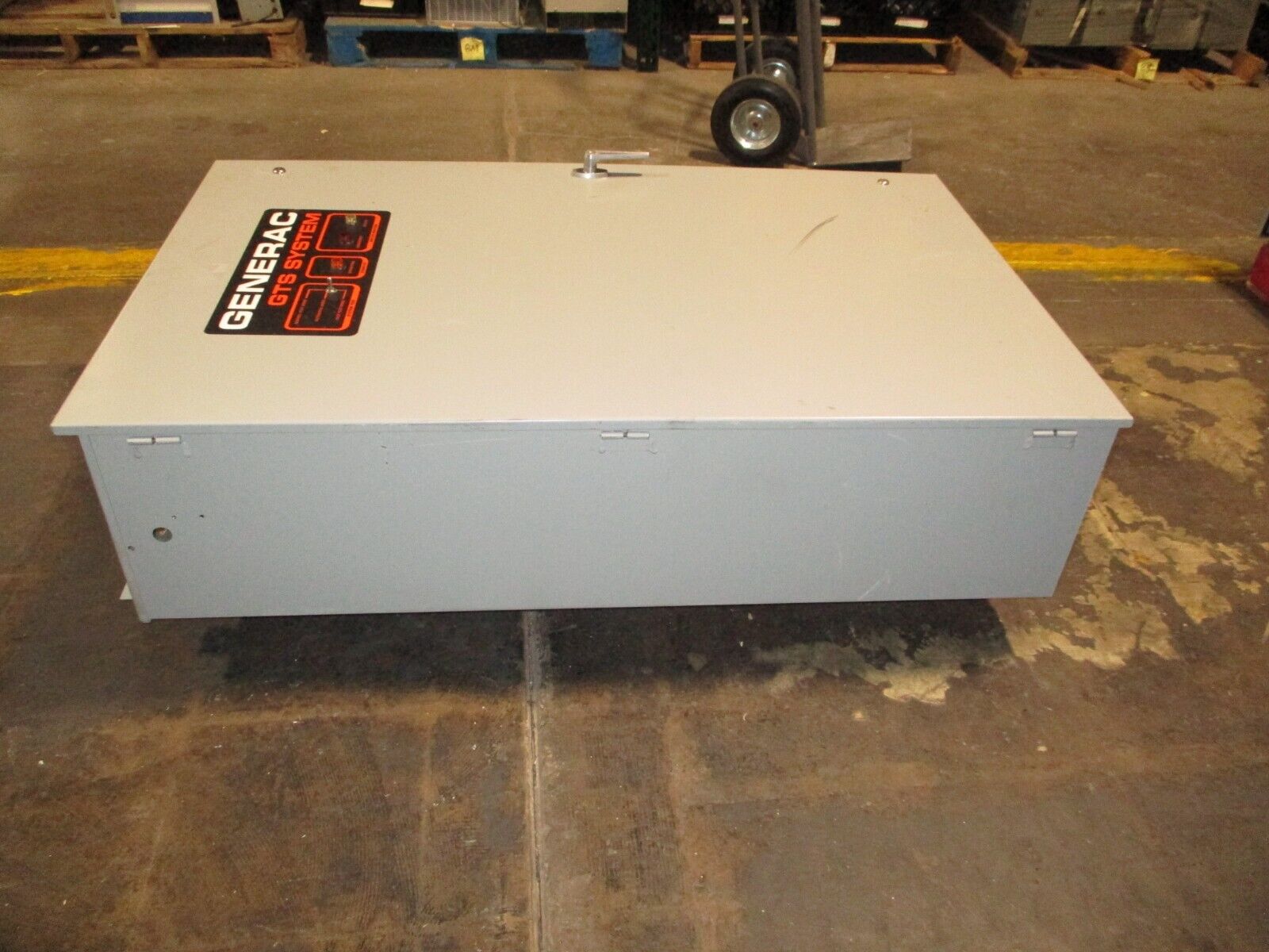 Generac Automatic Transfer Switch 91A01541-W 200A 120/240V 1Ph Used