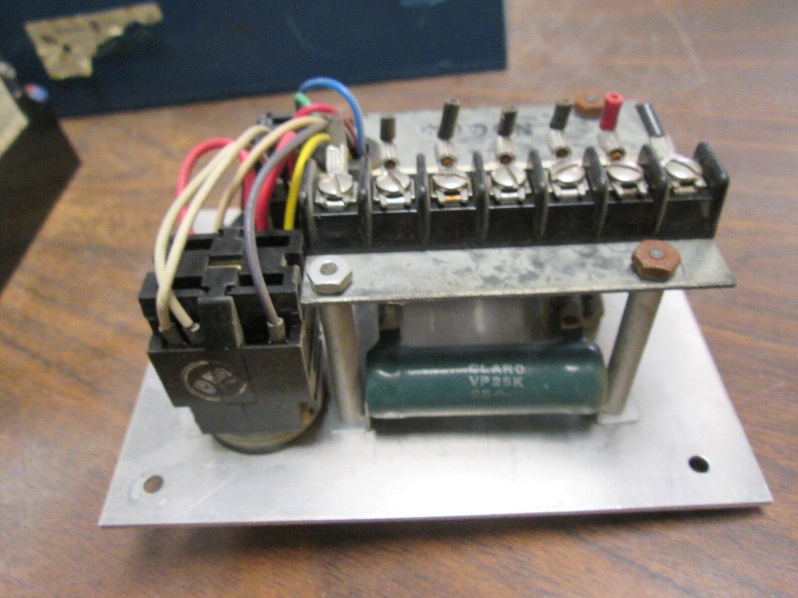 GE Ground Break System TGS0808/TGSR12/TGSMP *Chipped Relay Insulators* Used