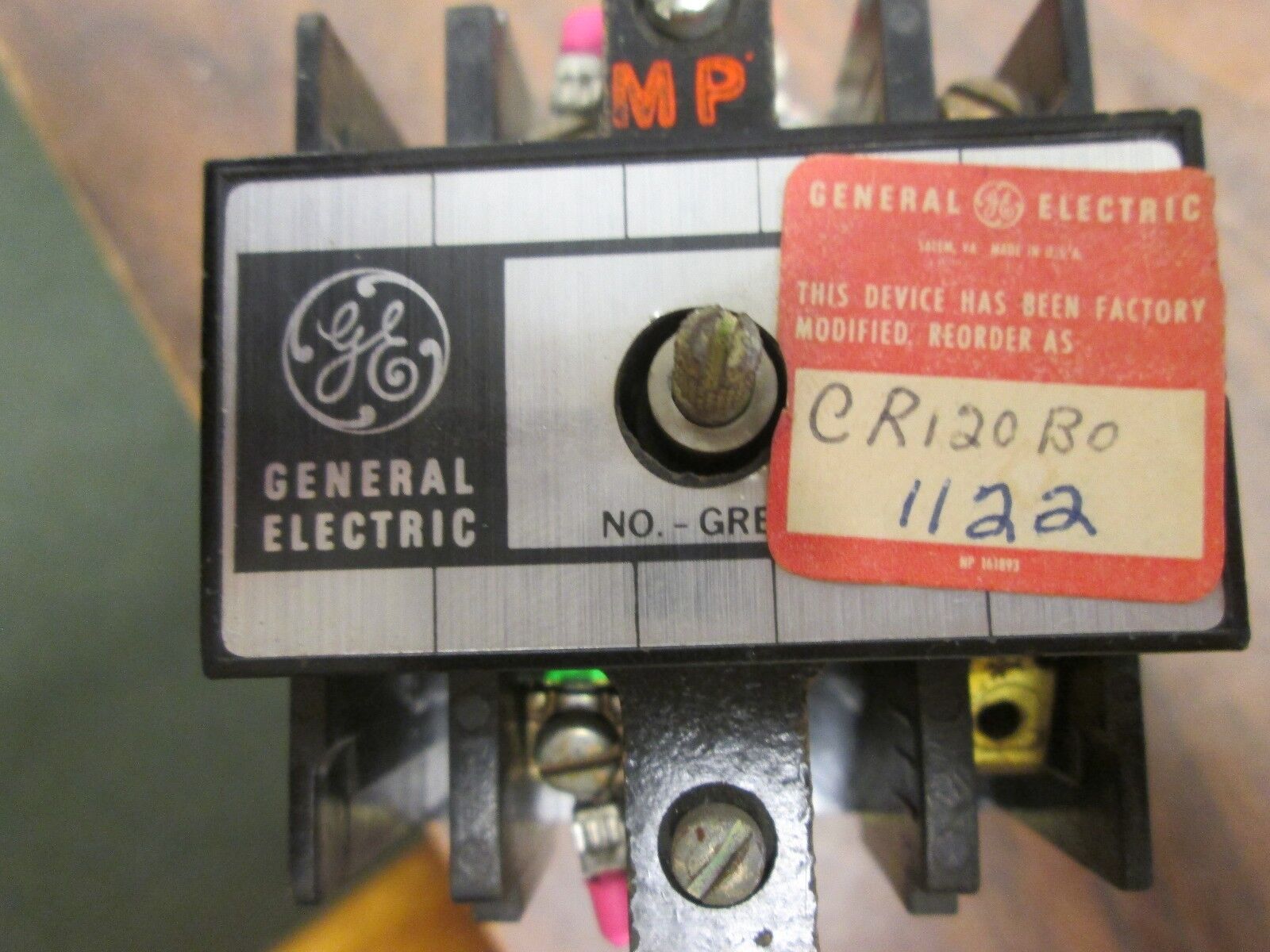 GE Relay CR120B0 1122 120V Coil Used
