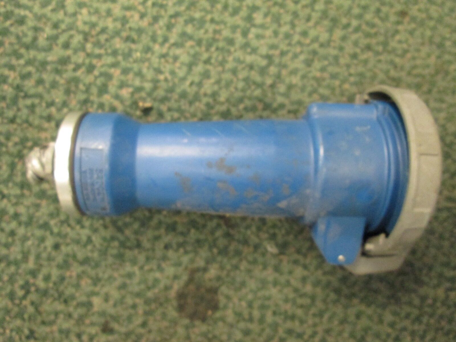 Hubbell Connector 520C2W 30A 120/208V 4P 5W Watertight 3Ph 400Hz Used