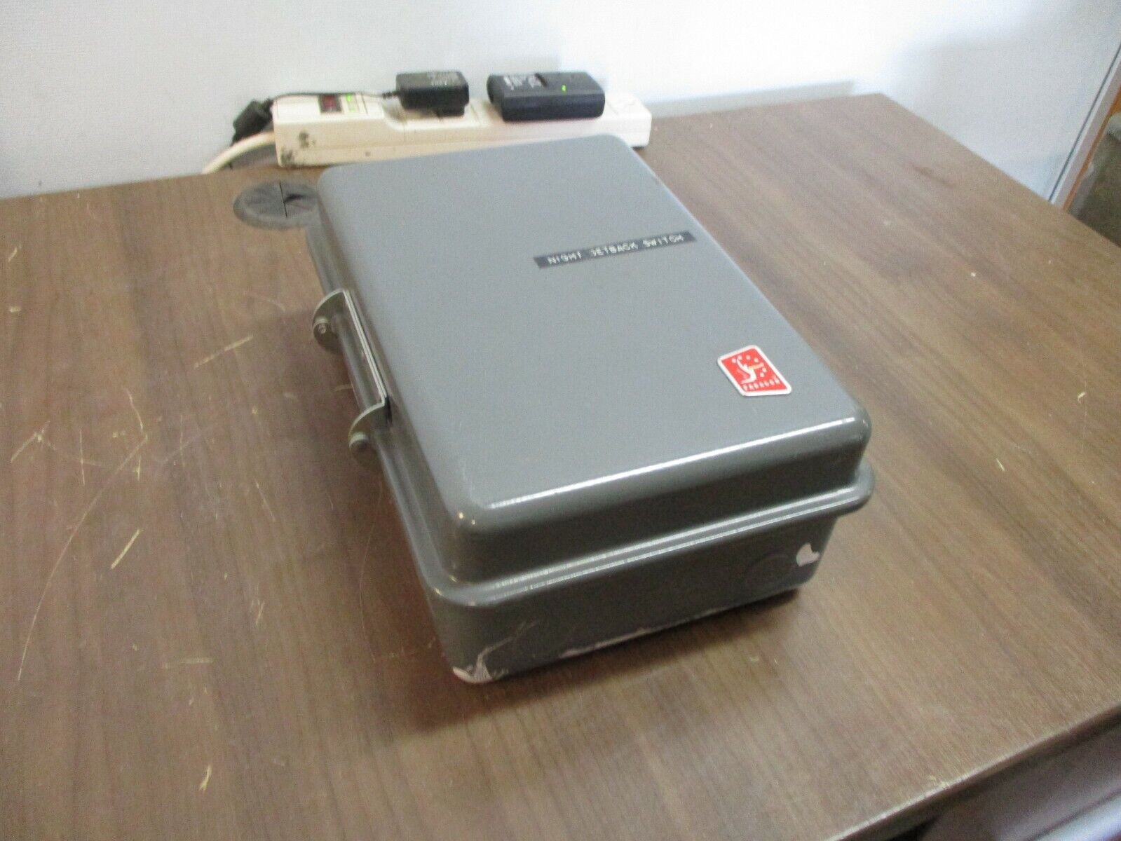 Paragon Timer 7218-00 120V 60Hz Used