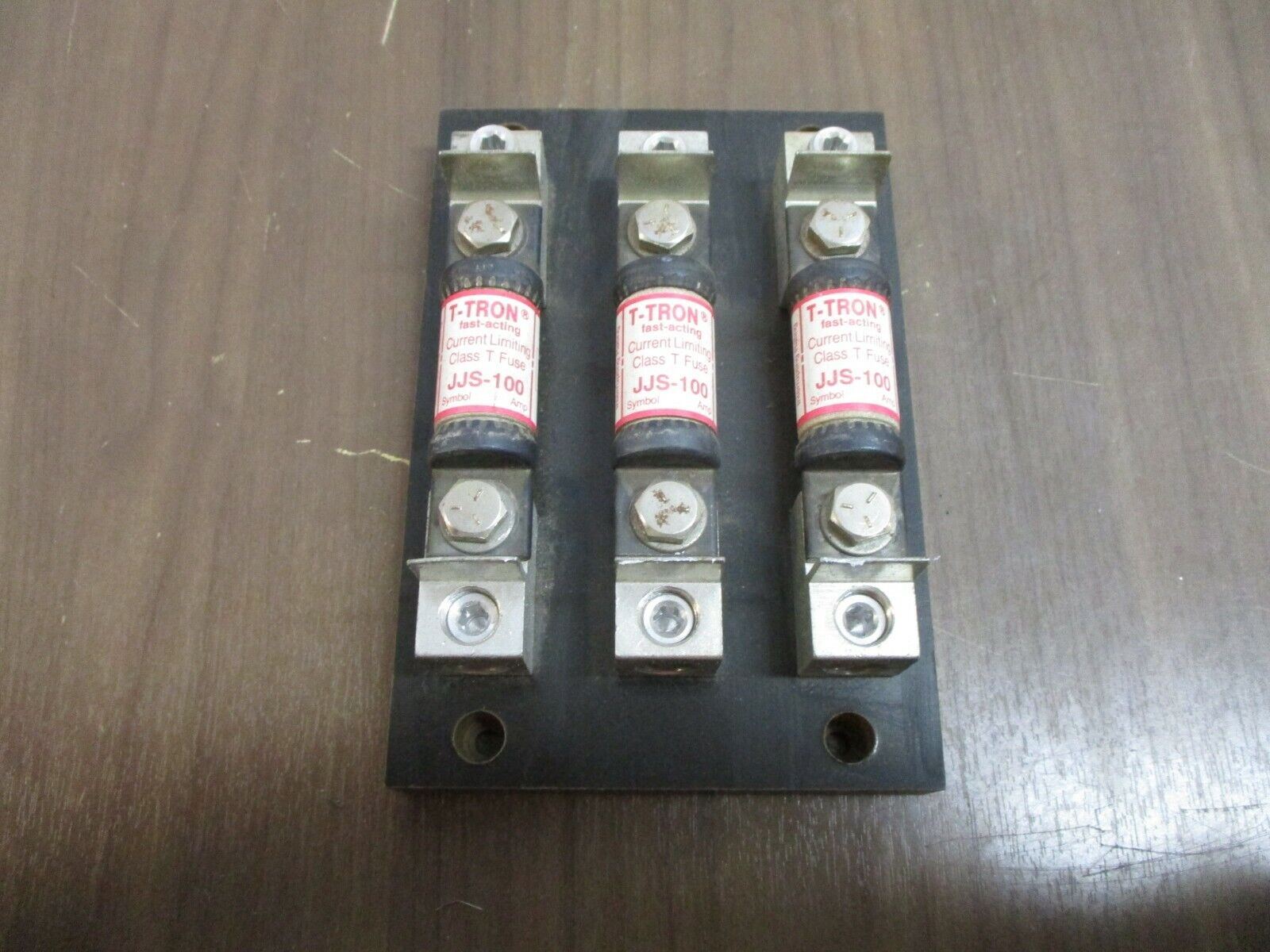 Misc. Brand Fuse Block 100A 600V 3P w/ (3) 100A Fuses Used