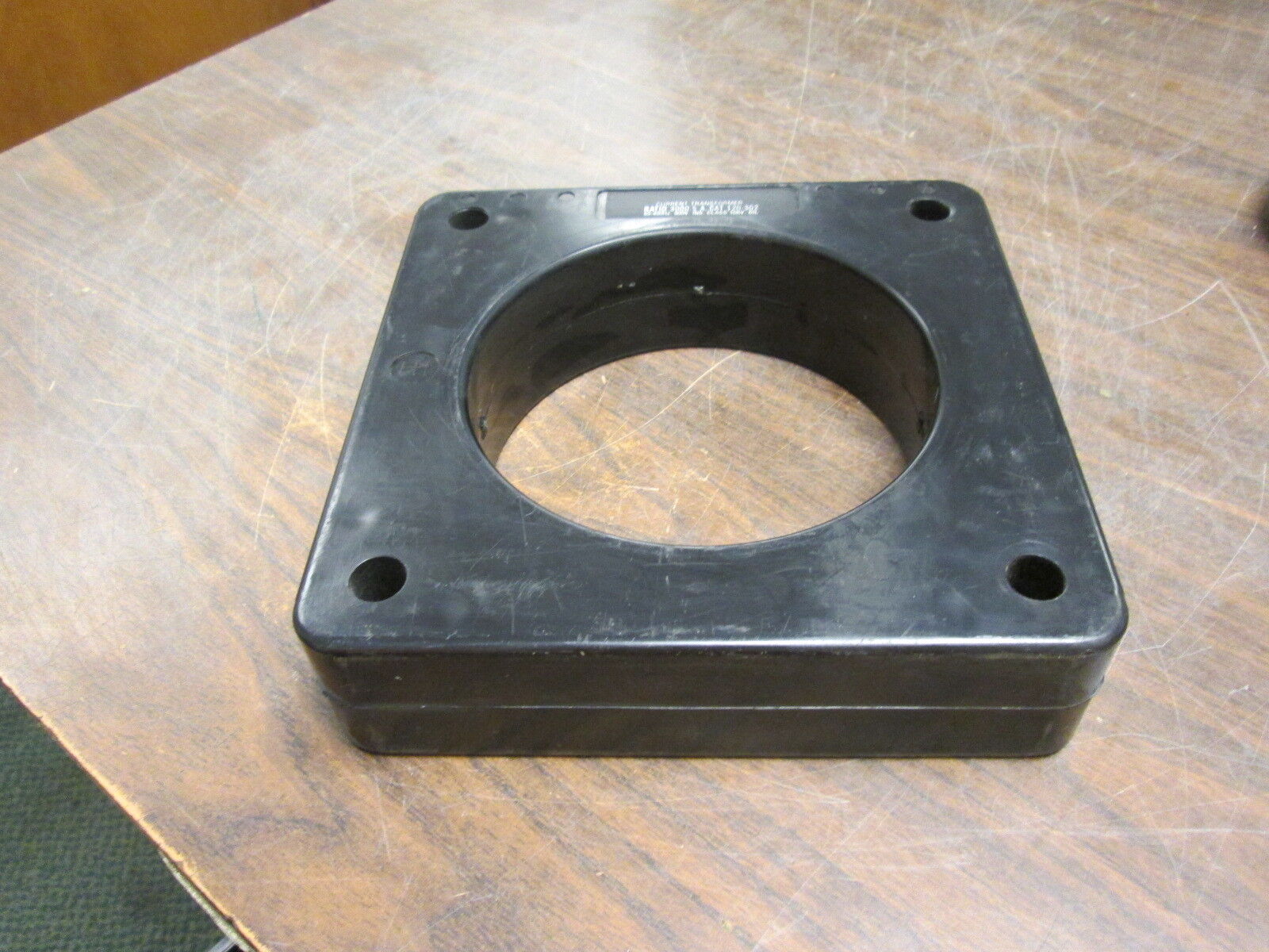 PMC Current Transformer 120-302 Ratio 3000:5A 600V 50-400Hz Used