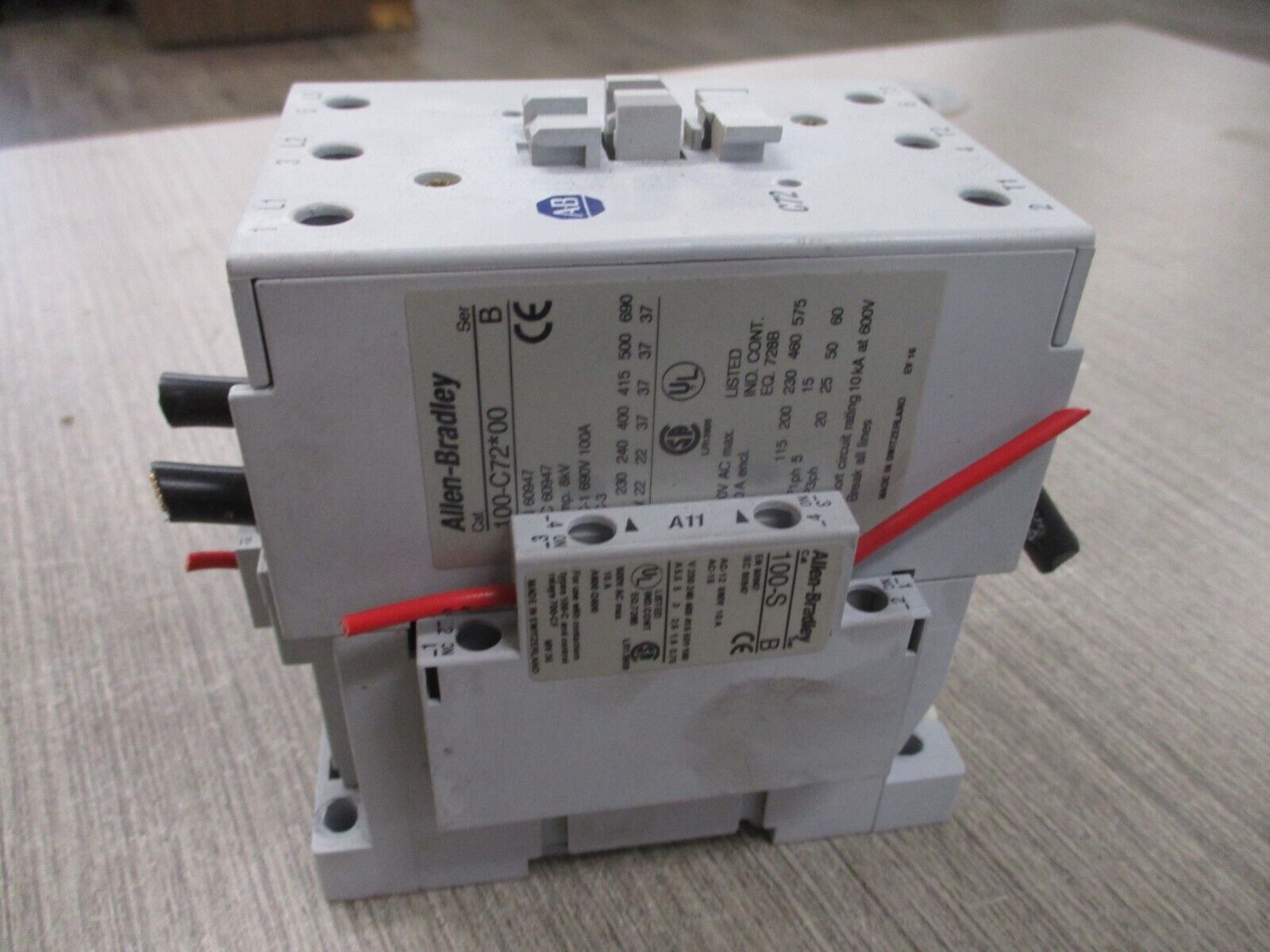 Allen-Bradley Contactor 100-C72*00 Ser. B 120V Coil 90A 600V w/ Aux Contact Used