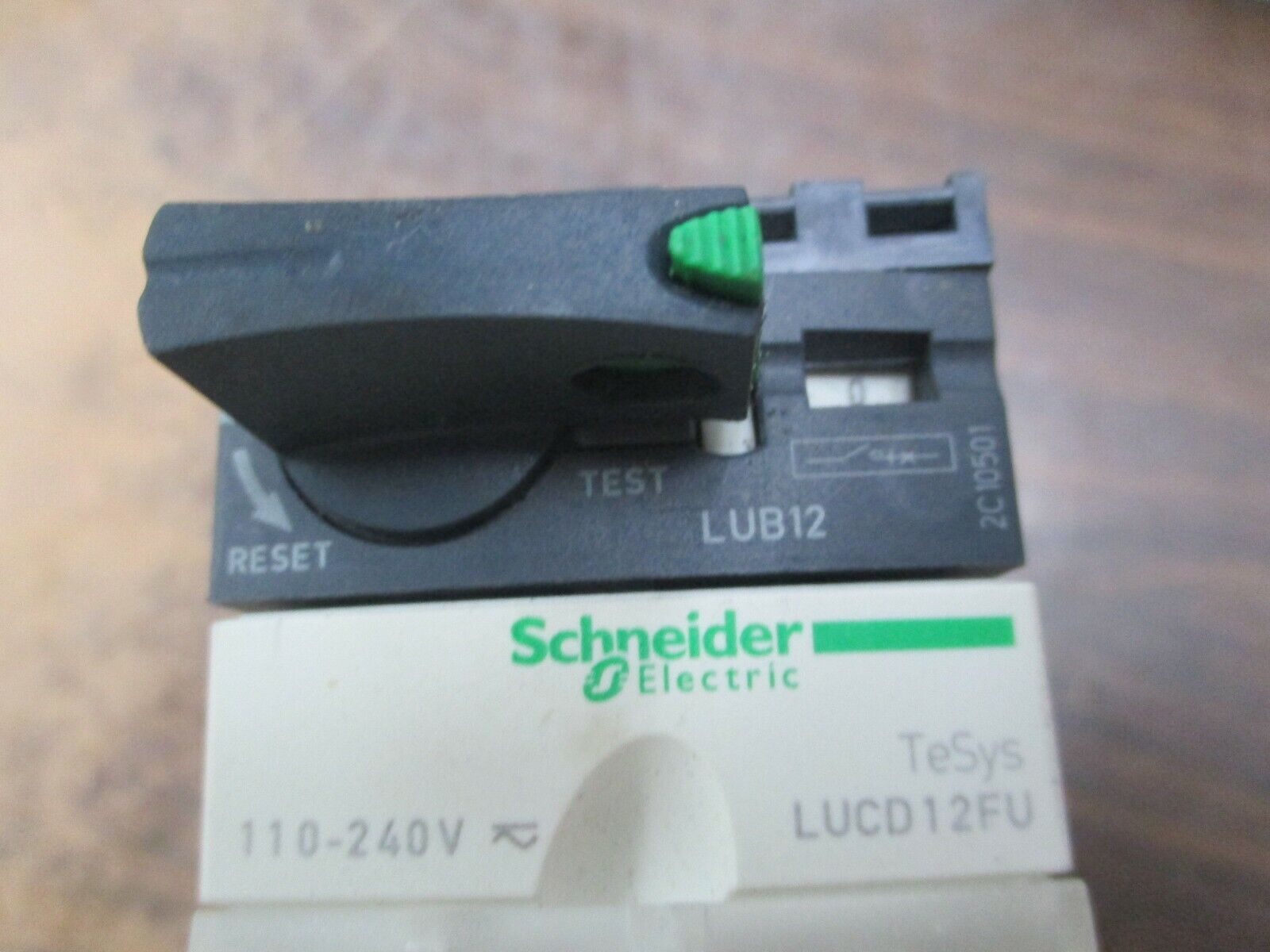 Schneider Electric Motor Protector LUCD12FU 110-240V Trip: 3-12A Used