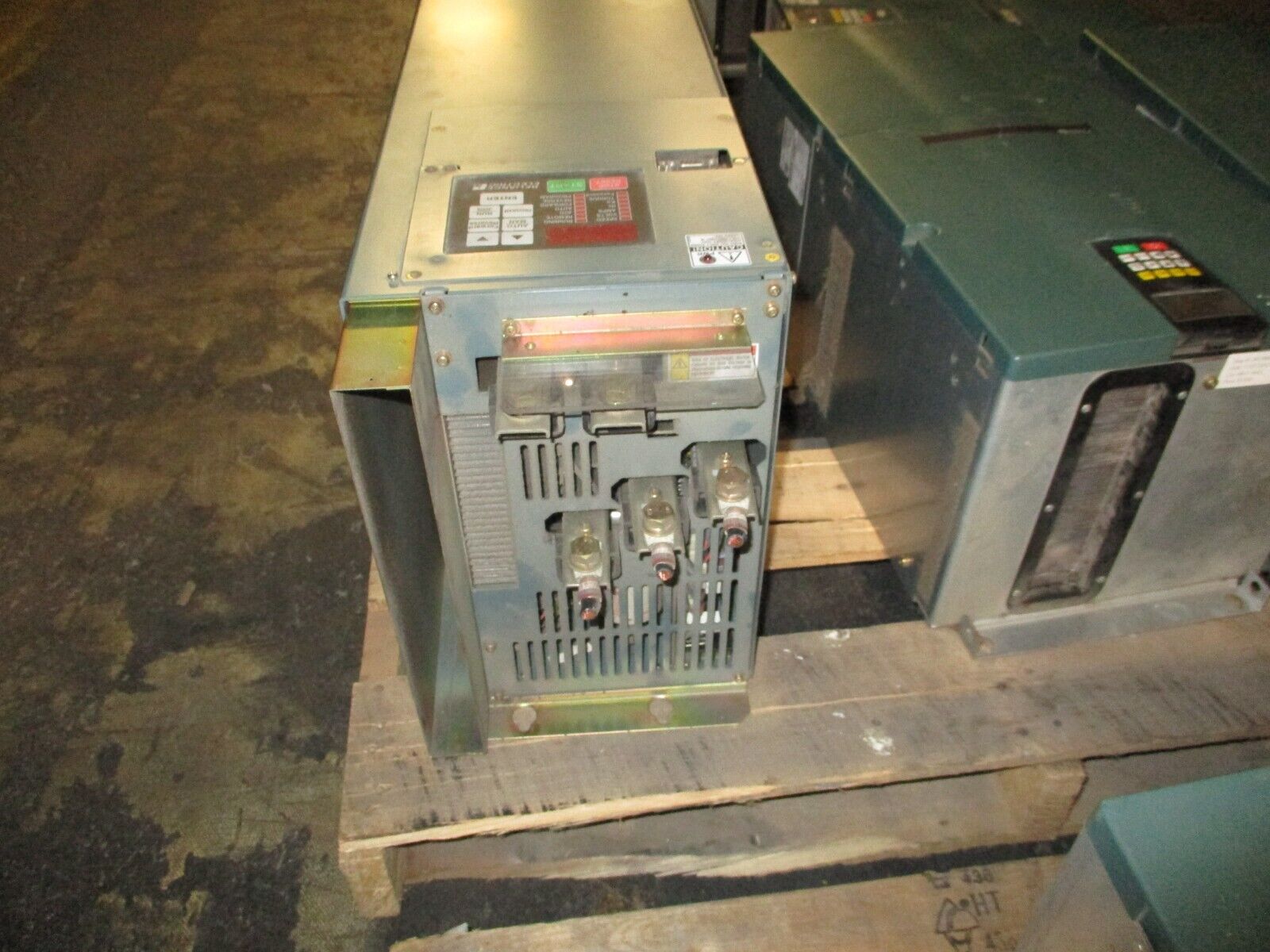 Reliance Electric VTAC7 GV3000/SE AC Drive 75V4060 75HP 3Ph Used