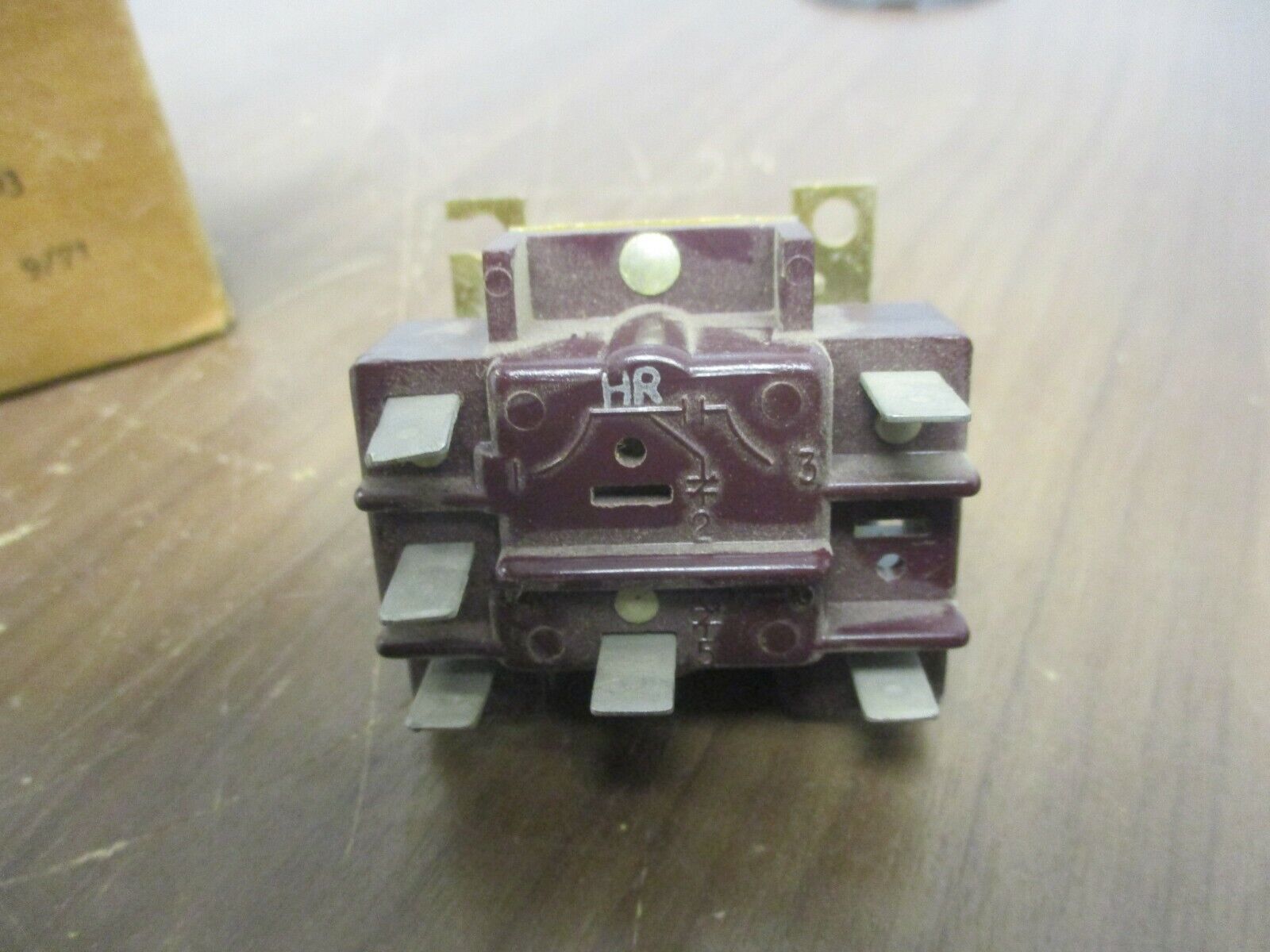 Essex Relay HN61KX 003 208 208/240V Coil 125VA 125/250V 60Hz New Surplus