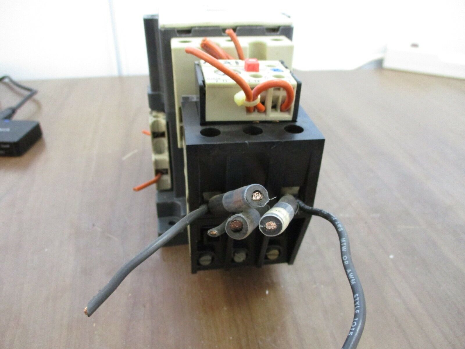 Siemens Starter 3TF48/3UA58 00-2U 24V Coil Trip: 63-80A Used