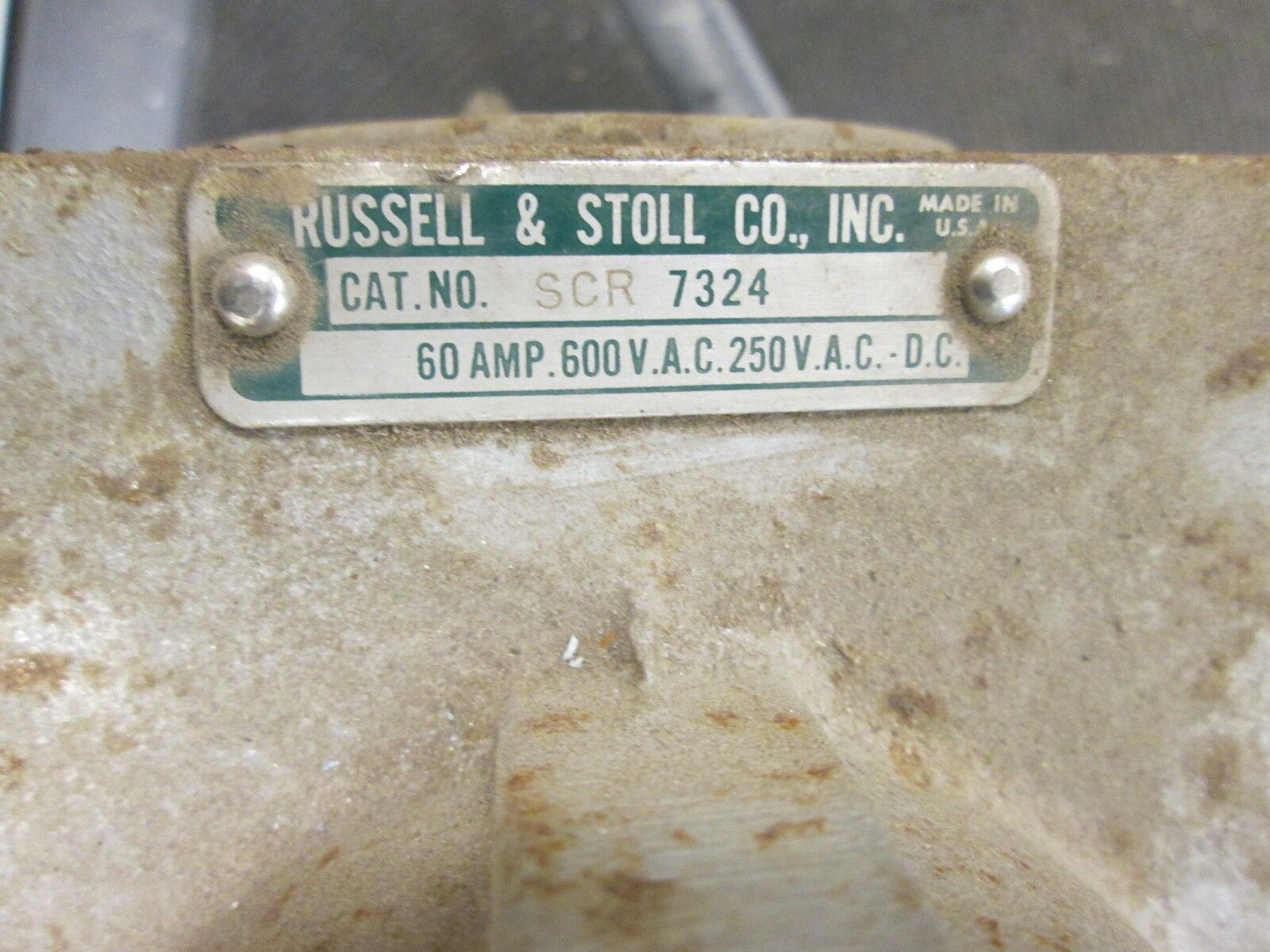 RussellStoll Receptacle w/ Base SCR7324 60A 600V 4W