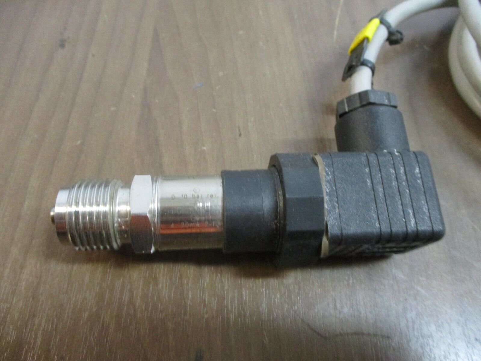 Jumo Midas C08 Pressure Switch 401002/000 0-10bar 8-30VDC 4-20mA Used