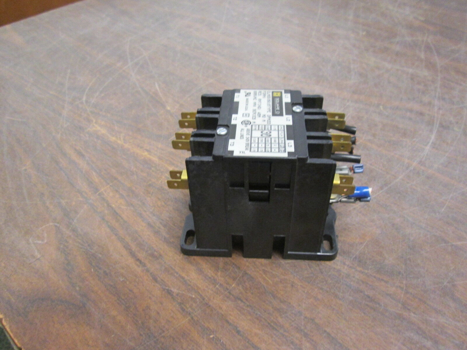 Square D Contactor 8910 DPA 33 120V Coil 30A Used