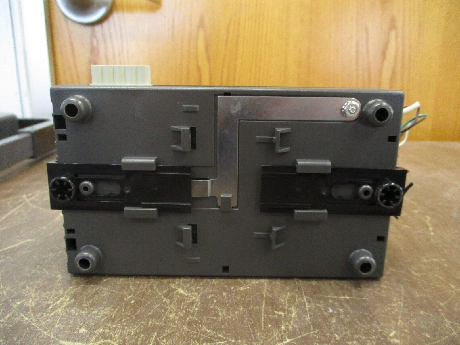 Schneider Electric Access Control Expansion Module AC-1 RS485 24VDC 2.6W Used