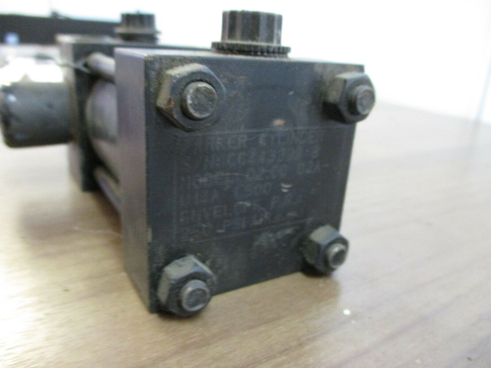 RWC Air Cylinder 885104107 250 PSI Used