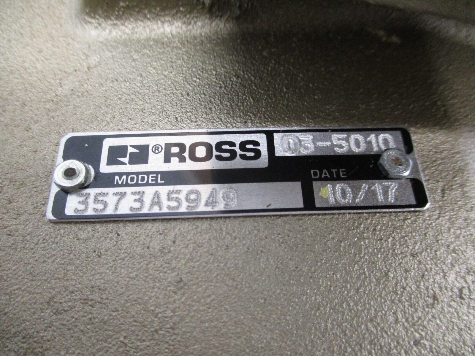 Ross Solenoid Valve 3573A5949 Minster Coil: 250-0247 Used