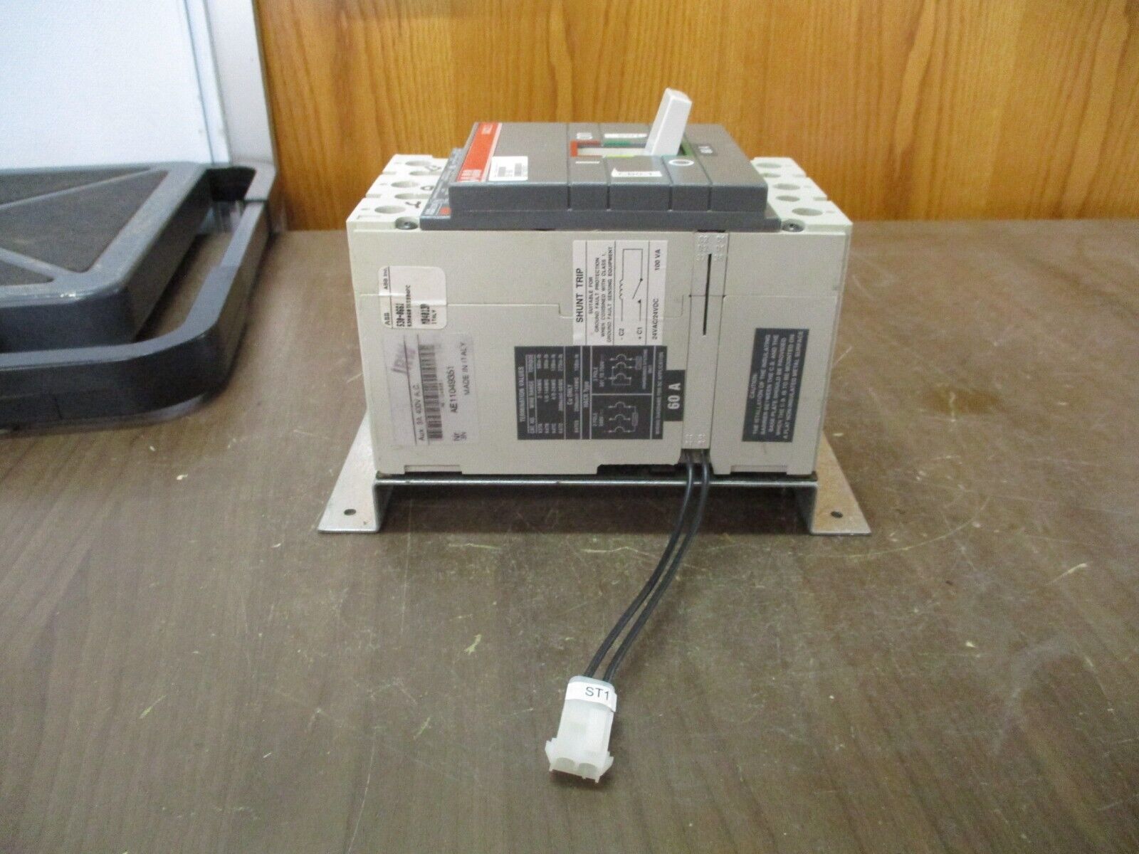 ABB Sace S3 Circuit Breaker S3N 60A 600V 3P w/ Mounting Bracket Used