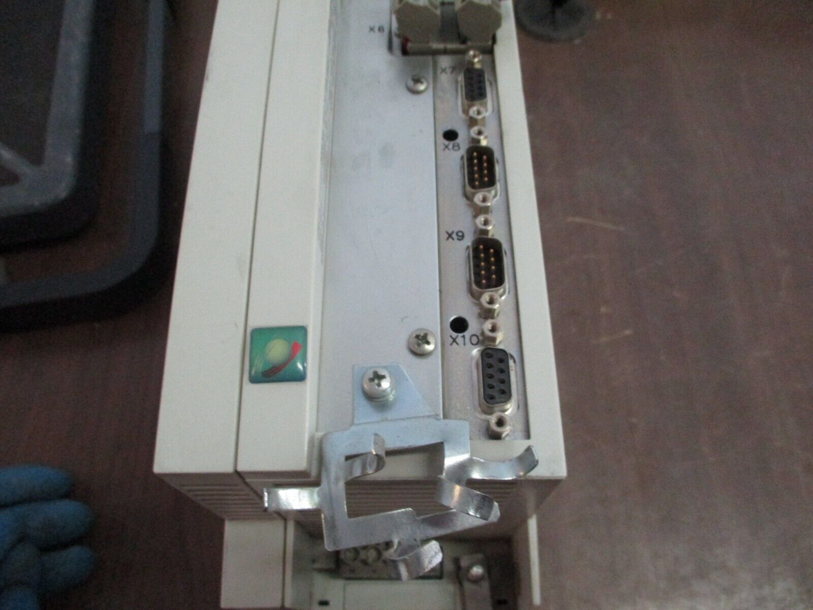 Lenze Servo Controller EVS9323-ES Input: 3Ph 400/480V 3.9A 3.2kVA 50/60Hz Used