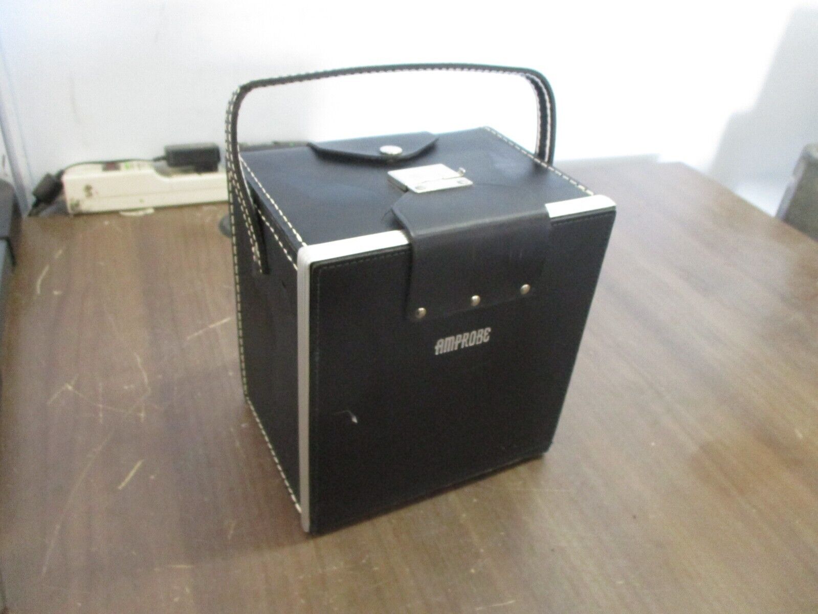 Amprobe Temperature / Event Recorder LT8200R Range: -40-+60°F -3.5-+118°F 115V