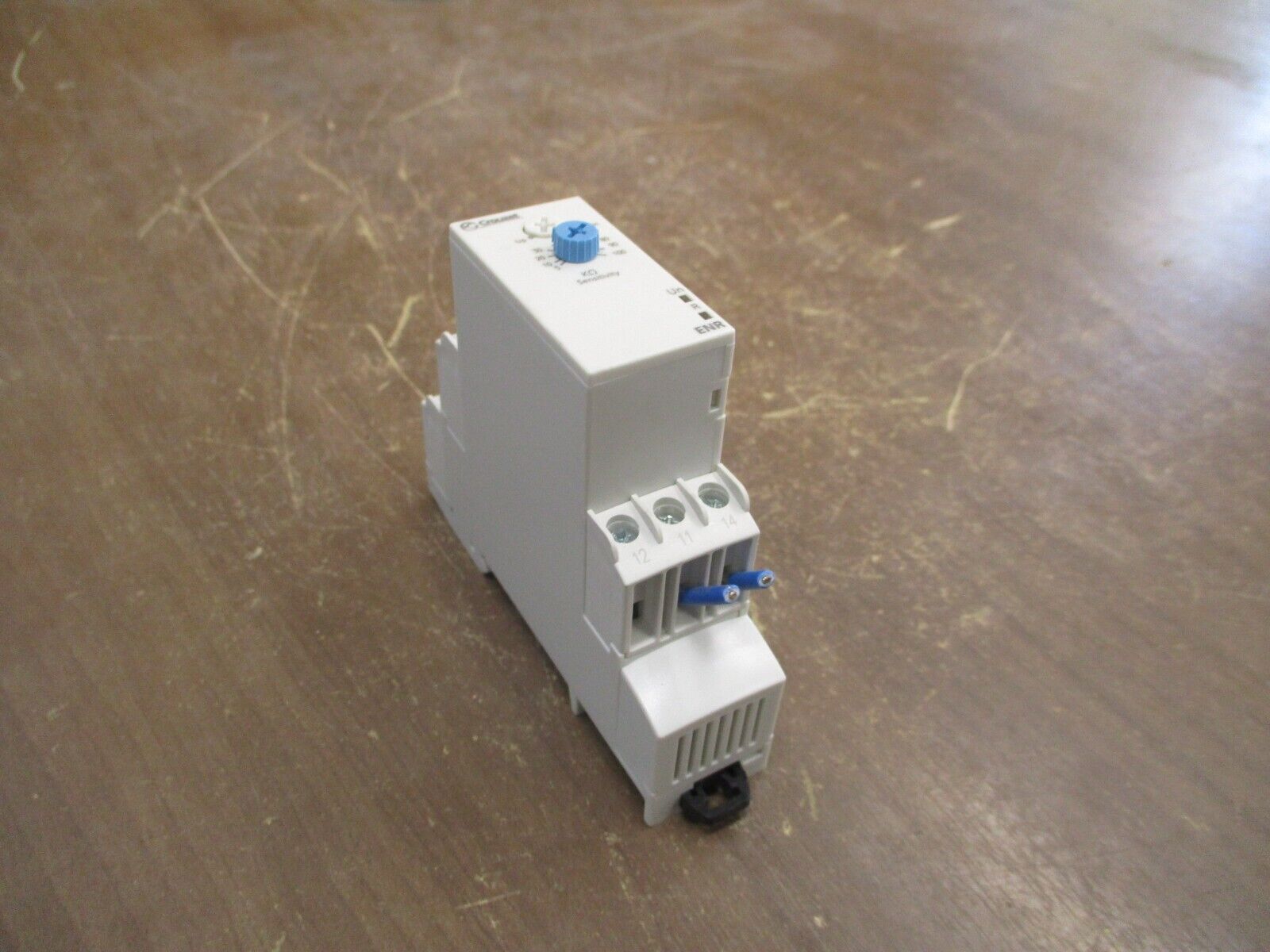 Crouzet Liquid Level Relay 84 870 200 Sensitivity: 5-100k Ohms Used