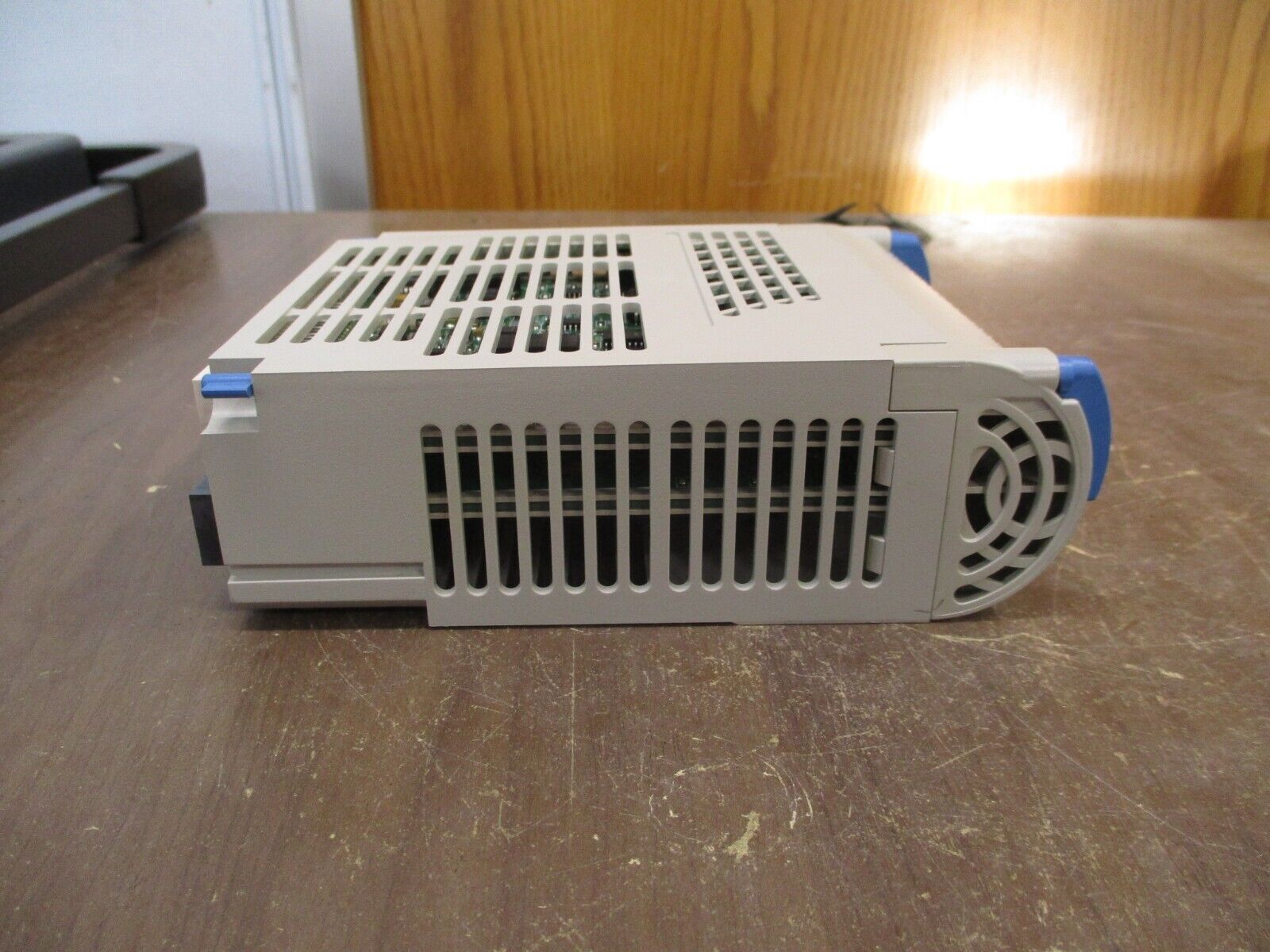 Emerson Ovation Analog Output Hart Module 5X00062G01 *Cracked Case* Used