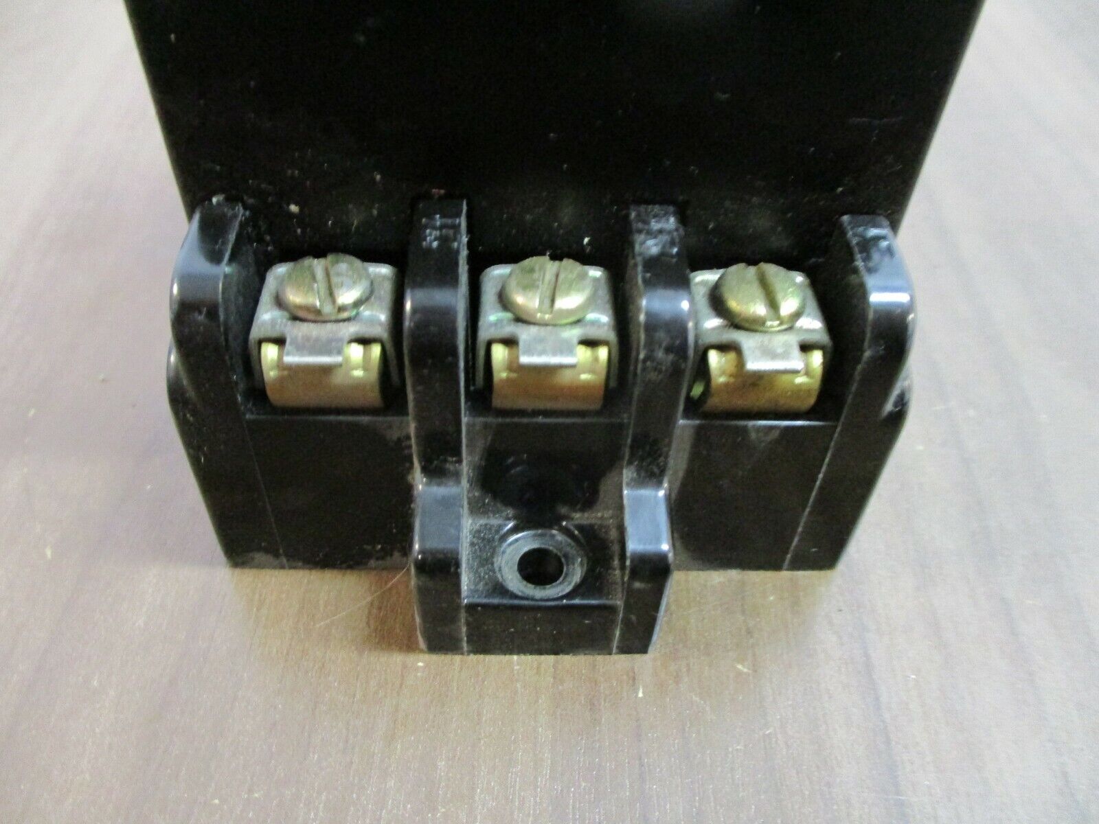 GE Manual Starter CR1062S1B 600V 10HP Used