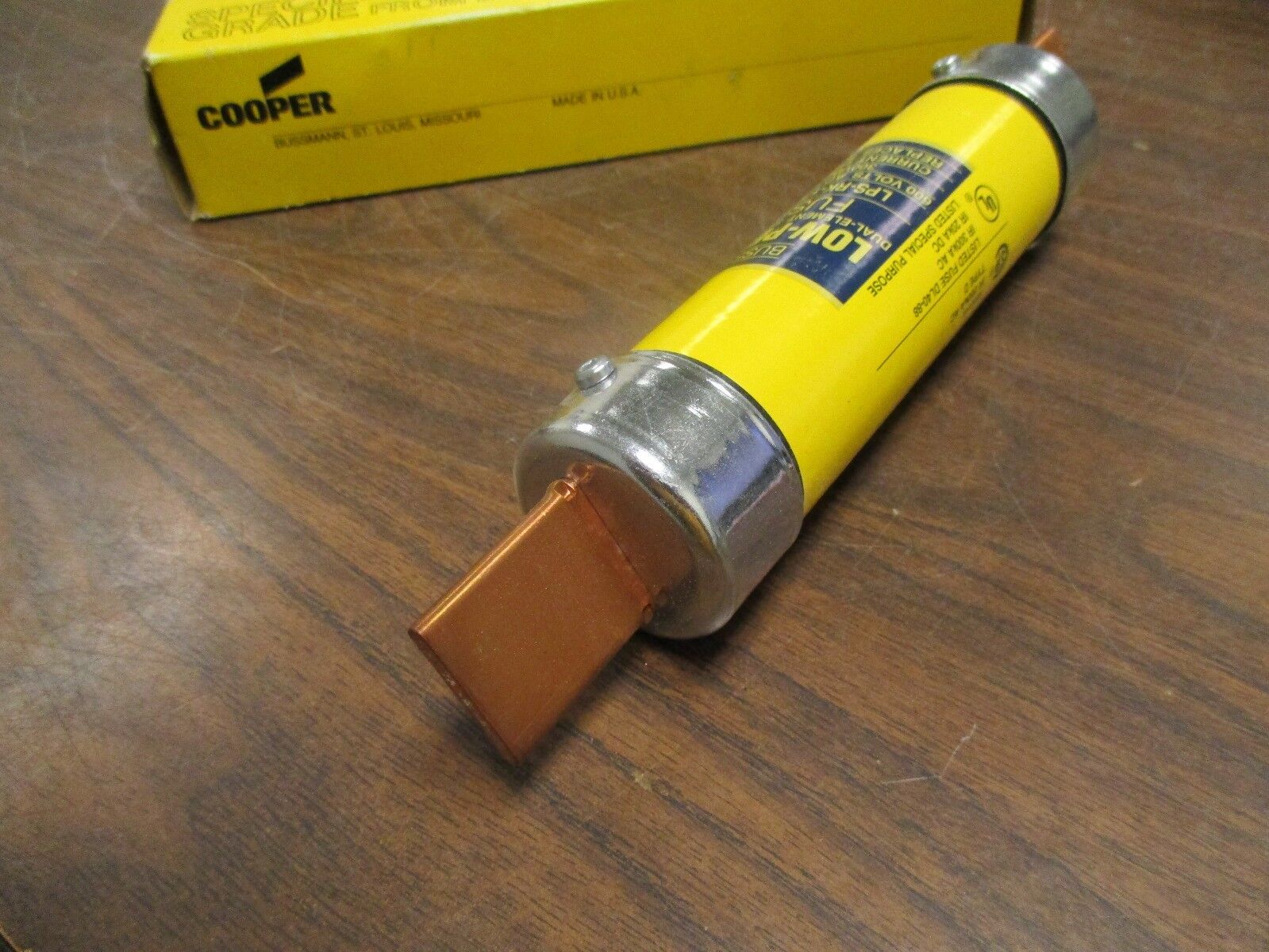 Cooper Bussmann Low-Peak Fuse LPS-RK-175SP 175A 600V New Surplus