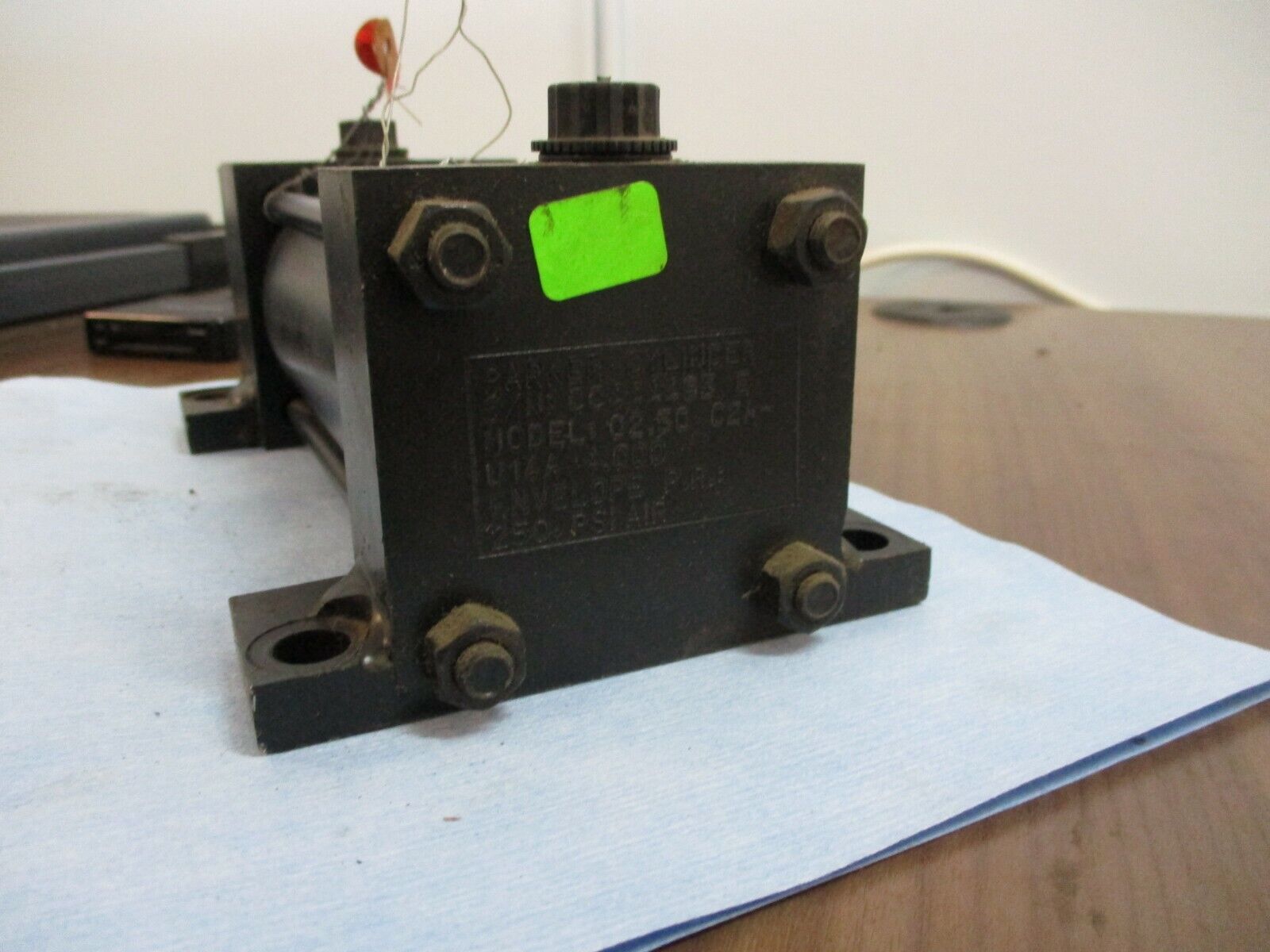 RWC Air Cylinder 889505101 250 PSI Used