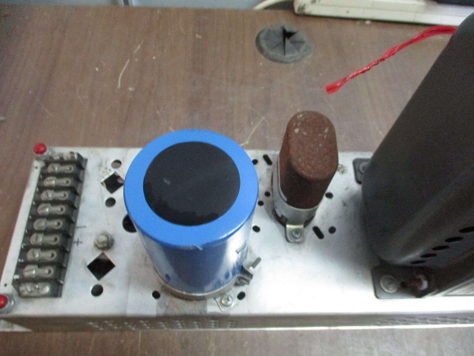 Sola DC Power Supply 28-1125 Input: 100-130VAC 60Hz Output: 125VDC 2A Used