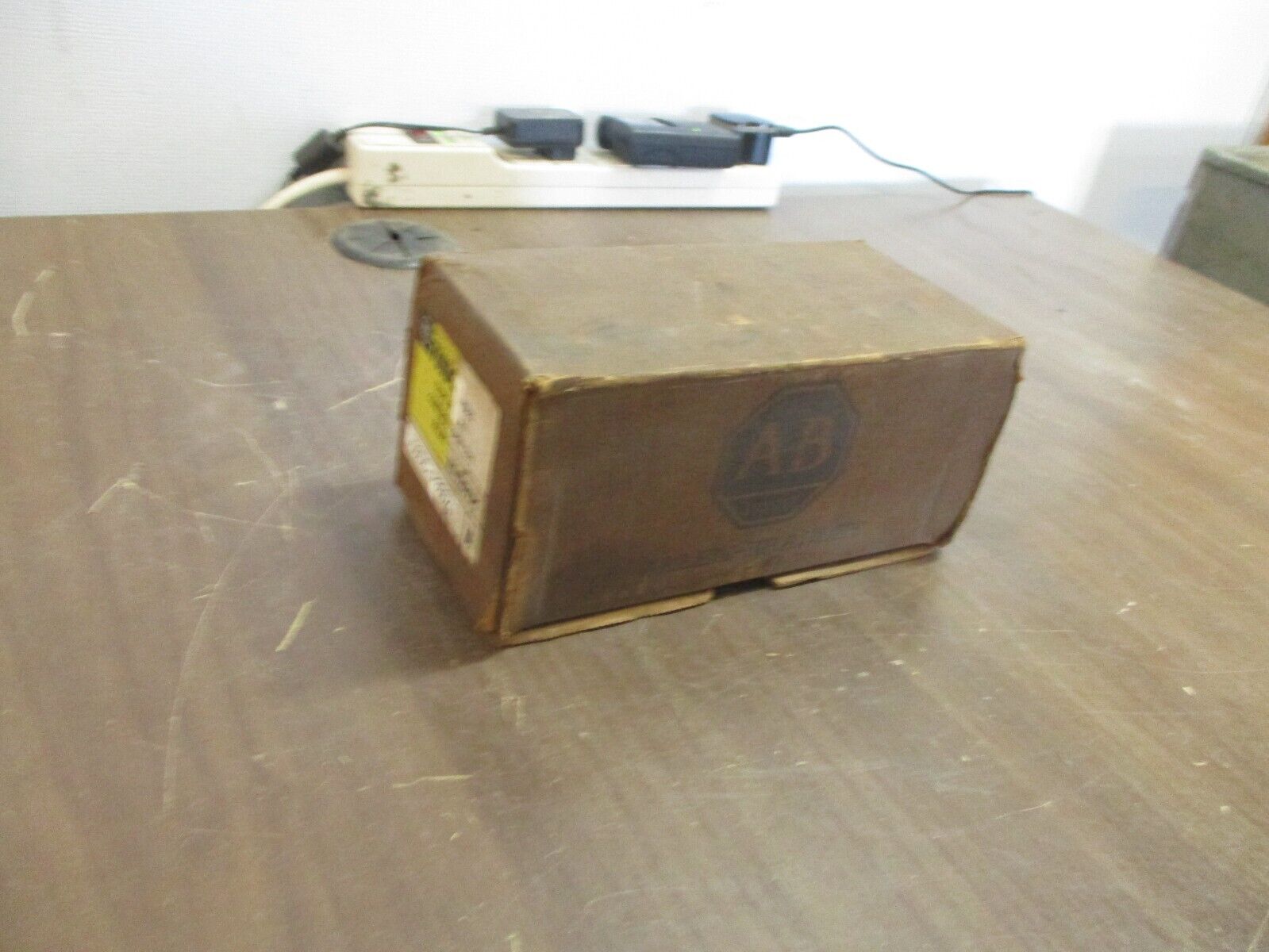 Allen-Bradley Type P Control Relay 700DC-P800Z1 Ser. A 115-125VDC Coil