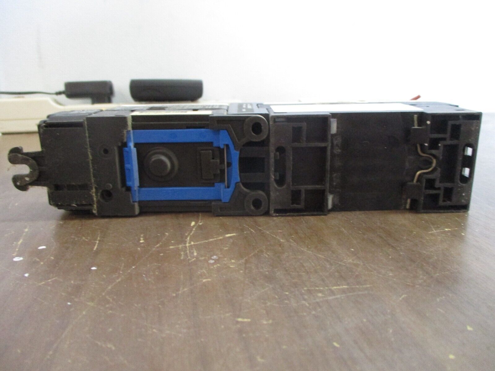 Eaton / Siemens Starter E04NB18X3N / 3RV1021-4AA10 24VDC Coil Trip: 11-16A Used