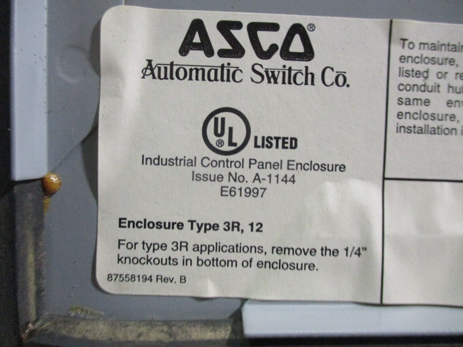 Asco Series 300 Automatic Transfer Switch A300220061XC 200A 240V 3R/12 Enc. Used