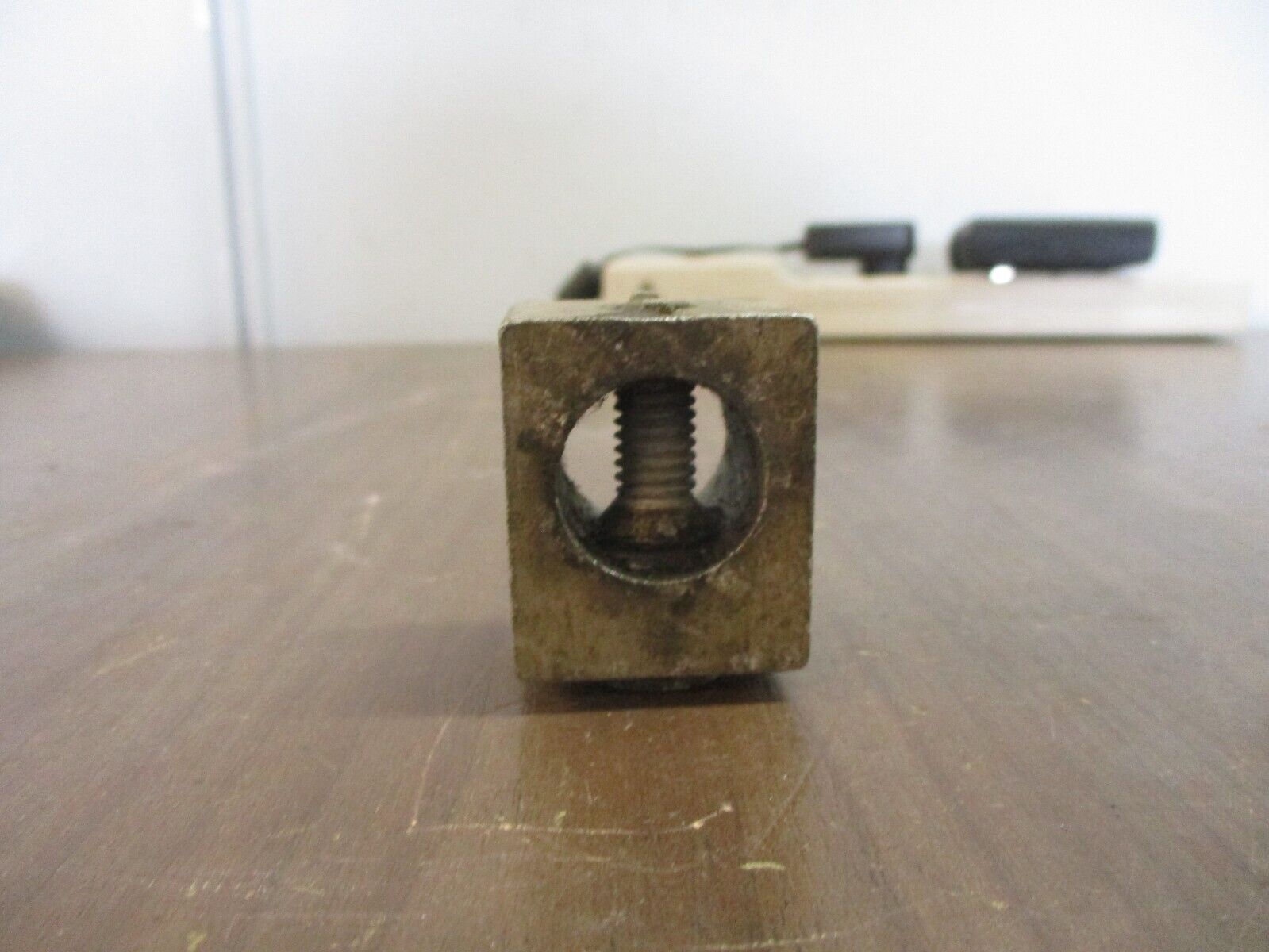 Gould Circuit Breaker Lug TA1-J500 250-500MCM Used