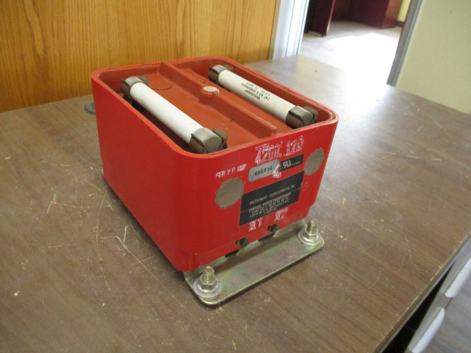 Instrument Transformers Control Power Transformer CPT3-60-0.5-422 60Hz 500VA