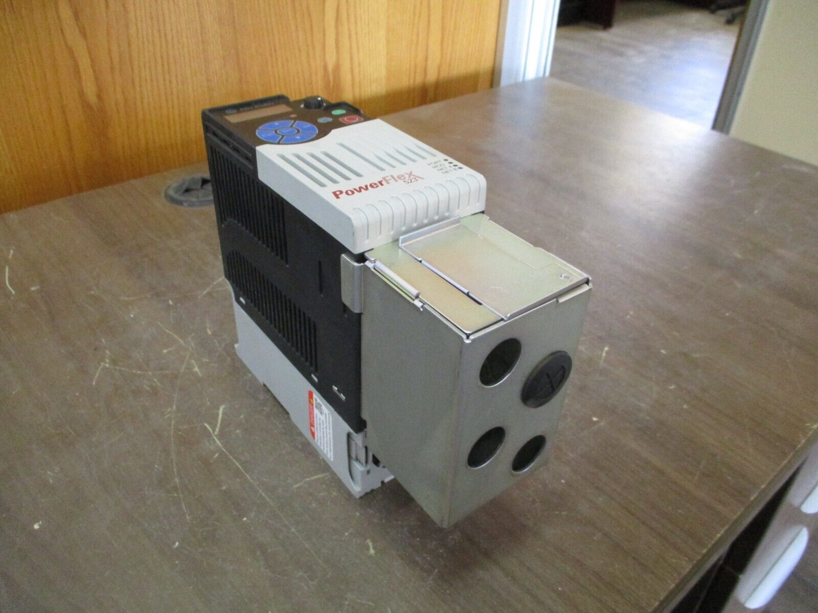 Allen-Bradley PowerFlex 523 AC Drive 25A-D6P0N104 Ser. B 3HP 3Ph Used