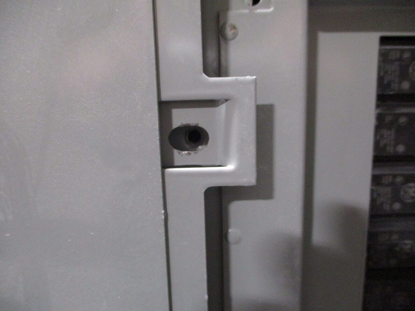 GE Main Lug Breaker Panel AQF3422MTX 225A Max 208/120V 3Ph 4W *No Lugs* Used