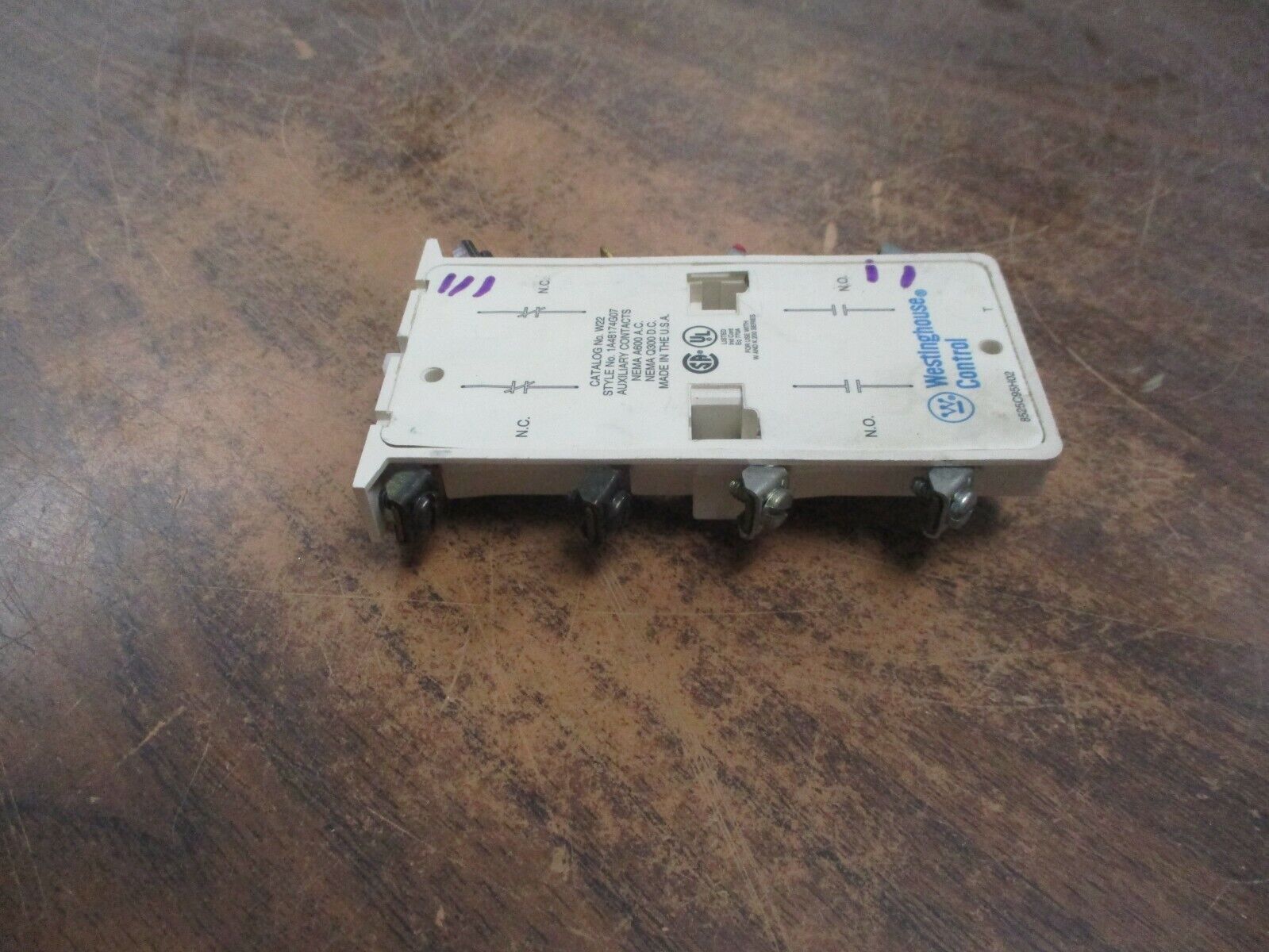 Westinghouse Aux Contact Kit W22 2NO & 2NC *Missing (1) Terminal Screw* Used