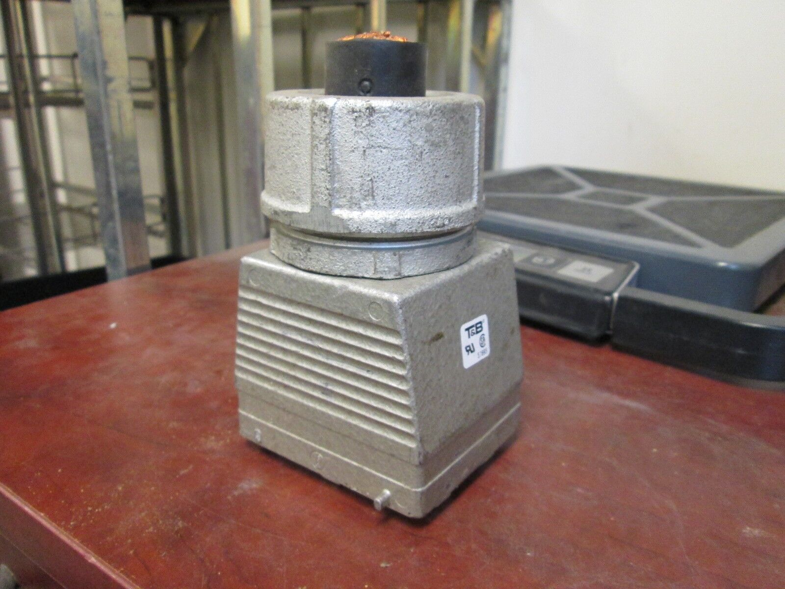 T & B Plug 57696 32 Pin 600V Used