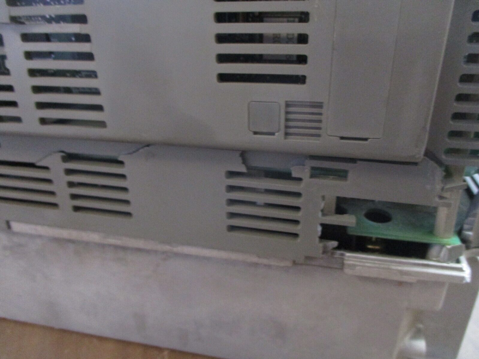 Industrial Indexing Systems Delta Servo Drive DS-50/RA *Broken Vent Siding* Used