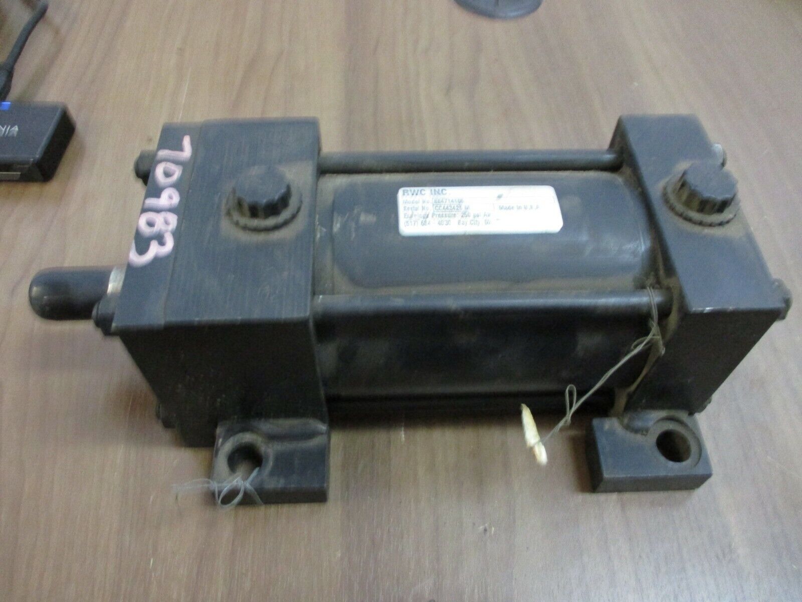 RWC Air Cylinder 884714105 250 PSI Used