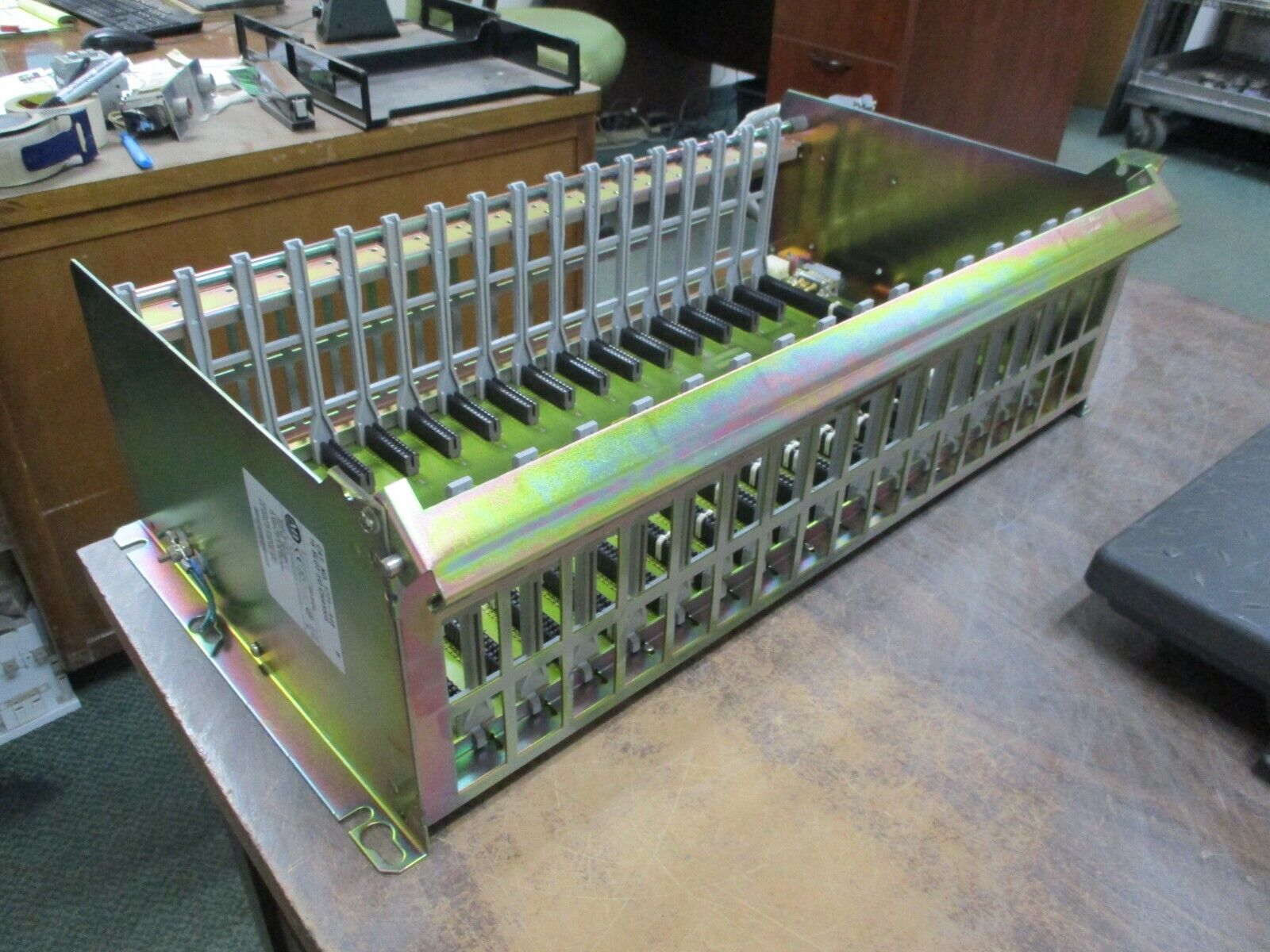 Allen-Bradley 16-Slot I/O Chassis 1771-A4B Ser. B Used