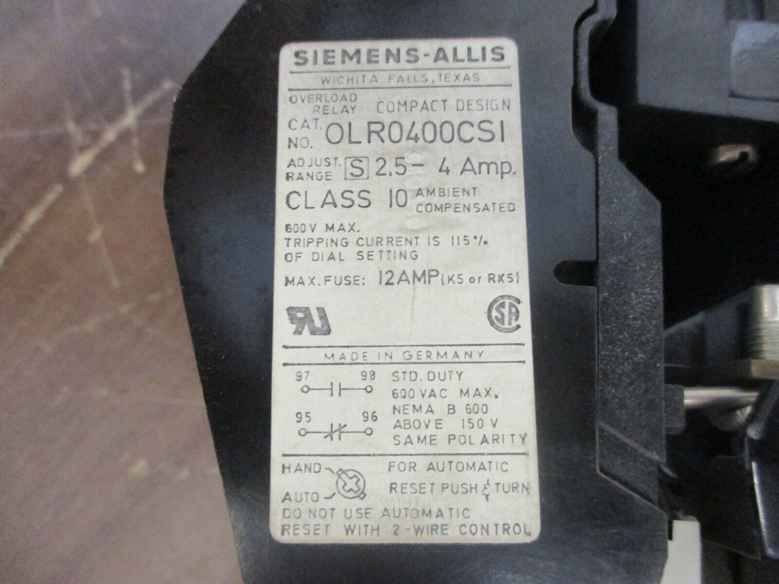 Siemens-Allis Size 1 Starter CXL10*3/OLR0400CSI 120V Coil Trip: 2.5-4A Used