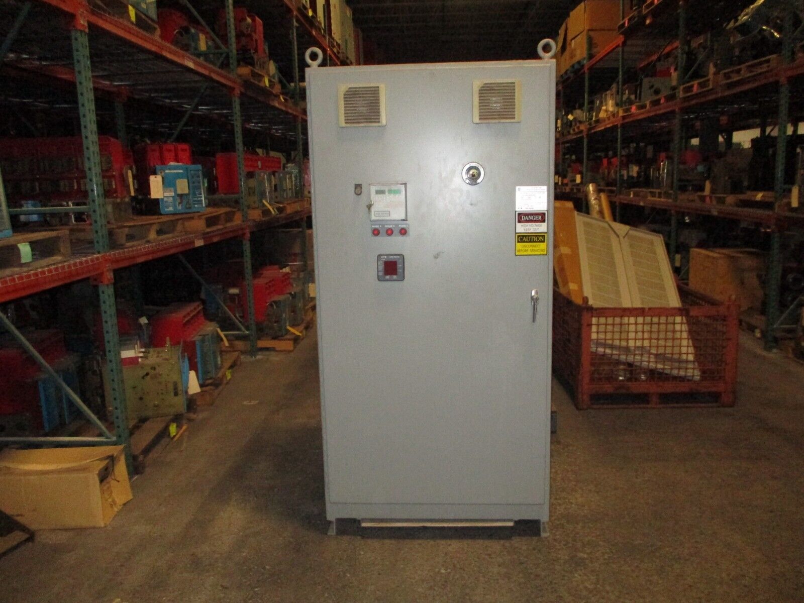 Eaton Autovar Power Capacitor Bank 350TPHSD431MS2 350kVAR 480V 3Ph 60Hz Used