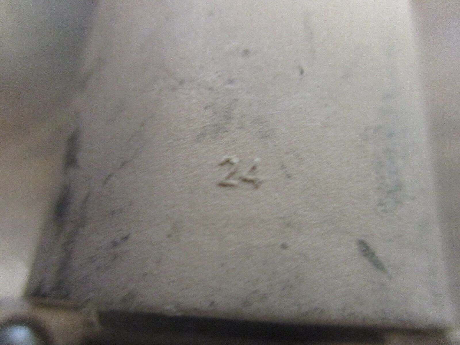 SOURIAU UTP Series Power Signal Connector 24-7 (7 x #8 Pins)(2 x #16 Pins) Used