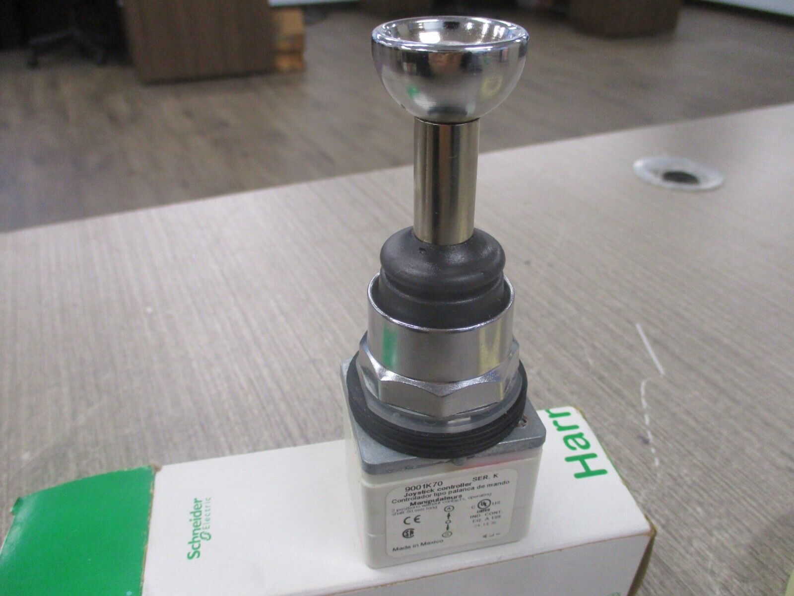 Schneider Electric Harmony Joystick Operator 9001K70 Ser. K New Surplus