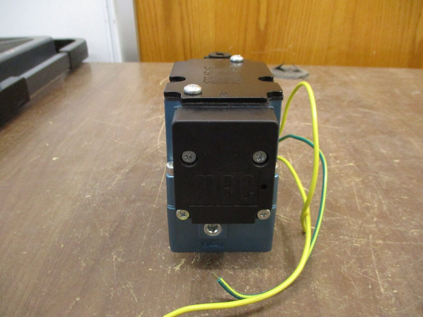 Solenoid Valve 6311D-211-PM-611DA VAC - 120PSI Used