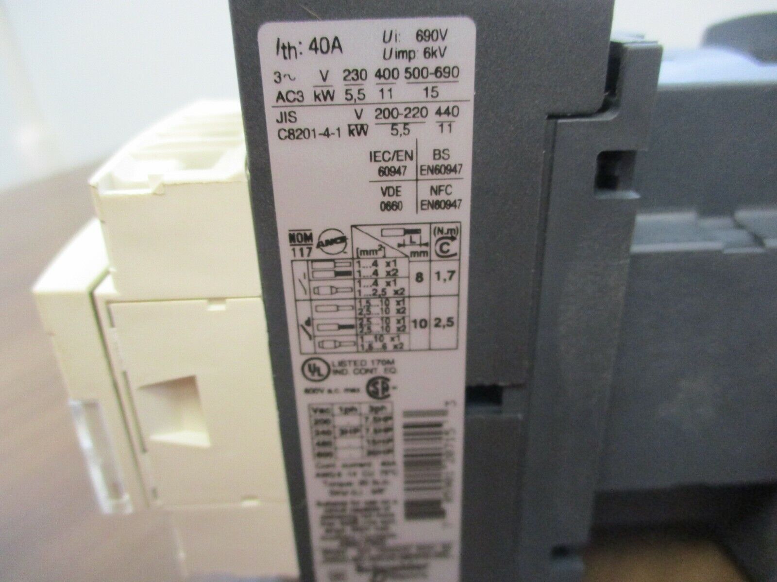 Scneider Electric Contactor LC1D25 120V Coil 40A 600V Used