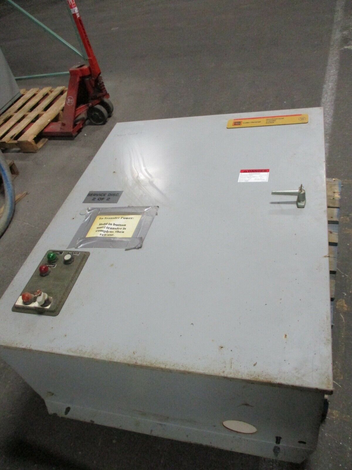 Westinghouse Automatic Transfer Switch ATSBM30400XS 400A 480V 3Ph 60HZ Used