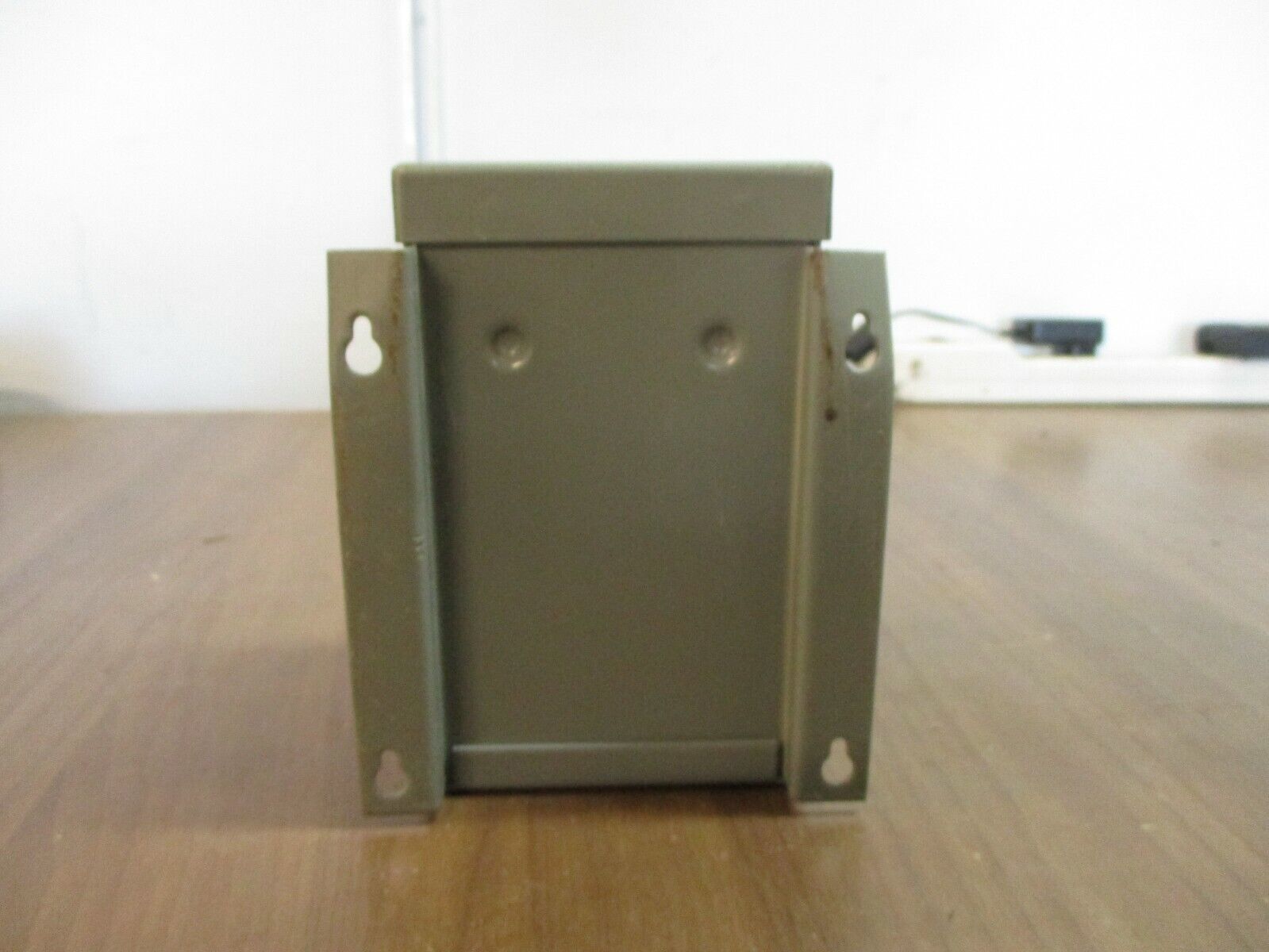 Square D Type 3R Transformer 100SV43F 0.100kVA Pri: 120/240V Sec: 12/24V 60Hz